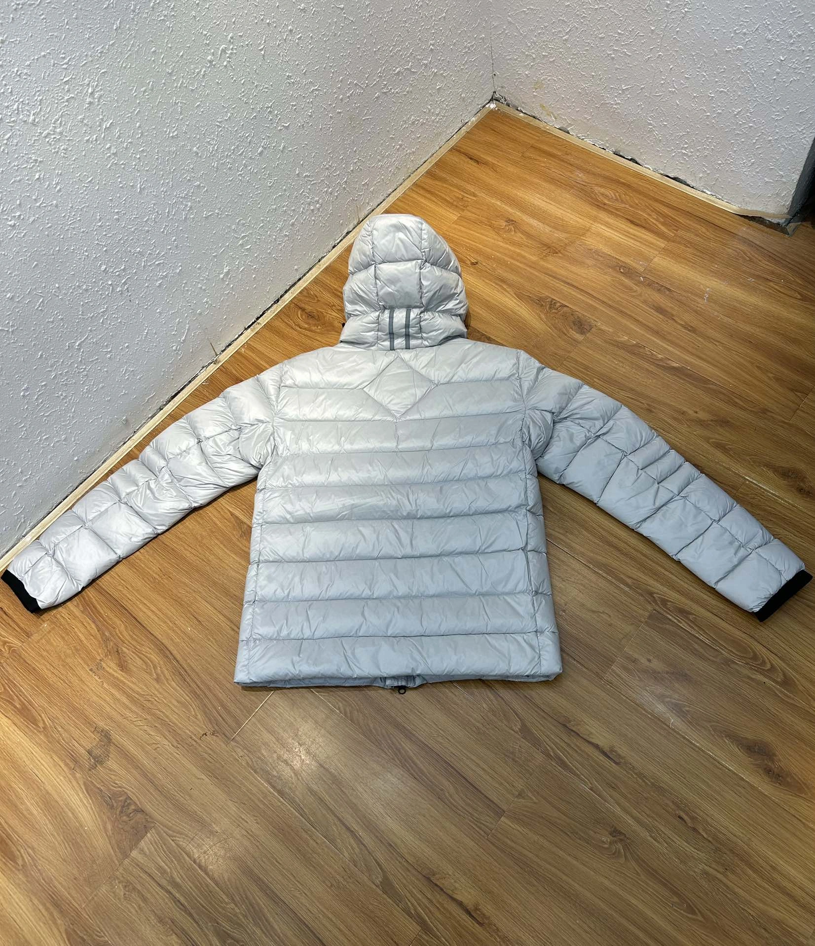 WellDesigned Canada Goose Down Jackets 106644