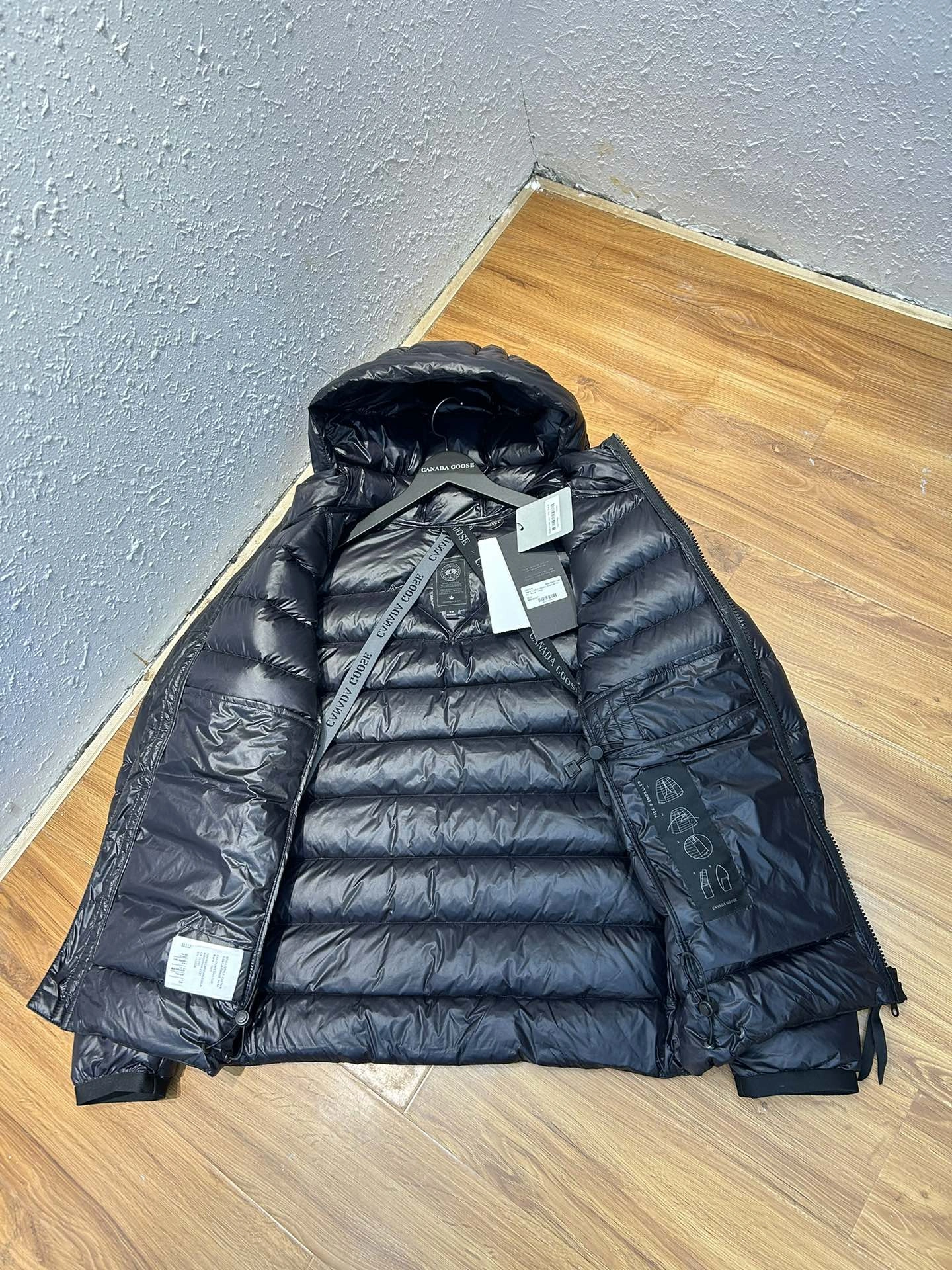 Canada Goose Down Jackets Seasonal 106651
