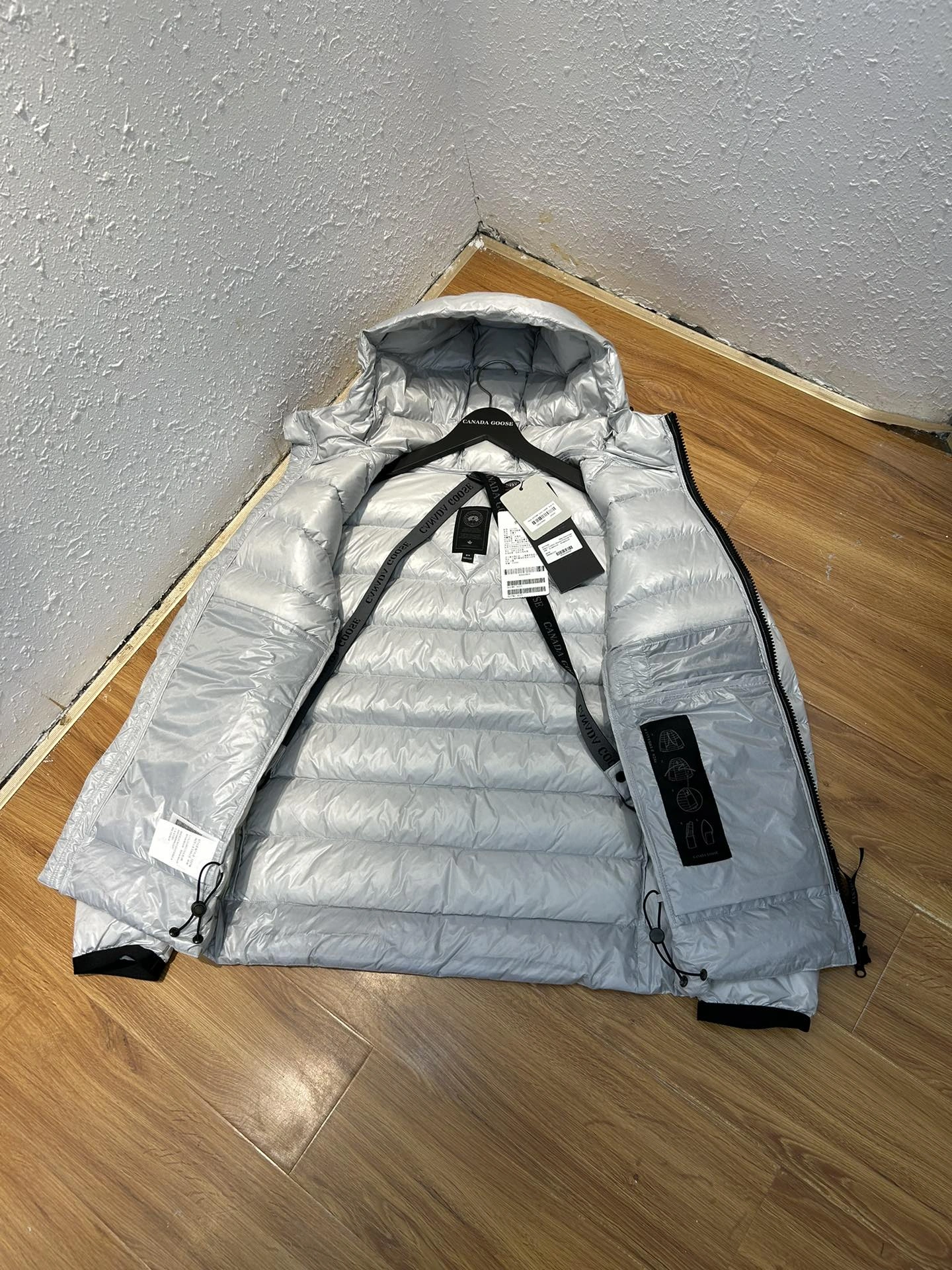 Modern Canada Goose Down Jackets 106640