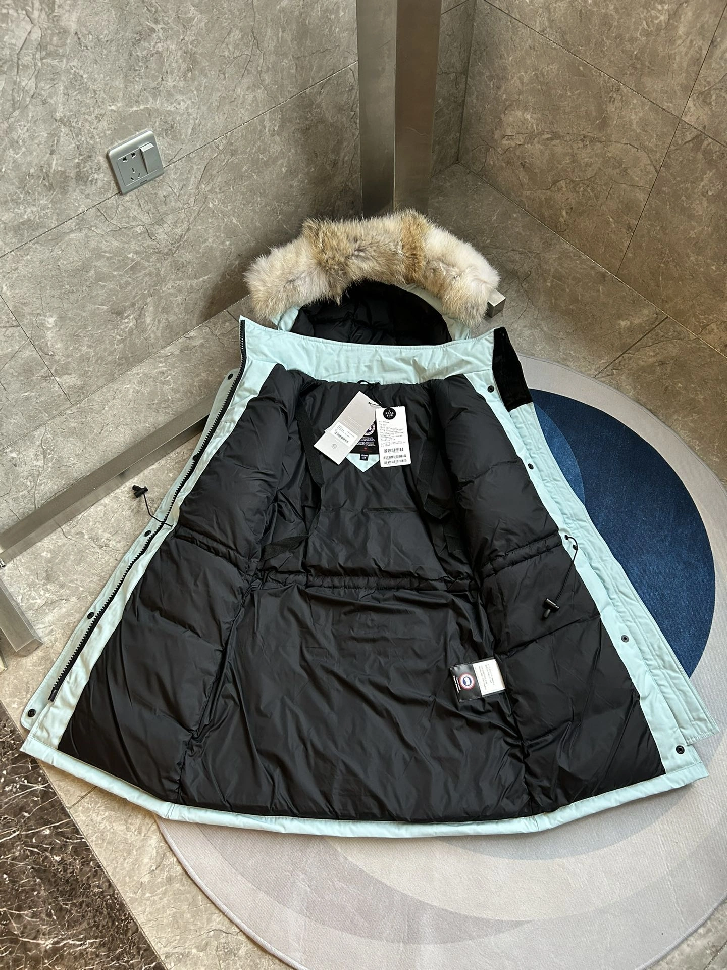 Canada Goose Down Jackets AllSeason 106665