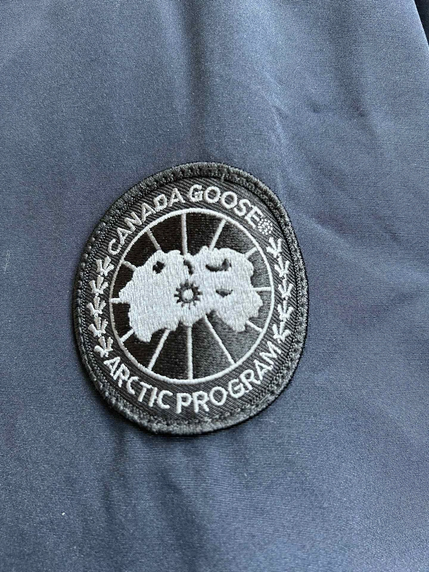 Canada Goose Down Jackets Vibrant 106680