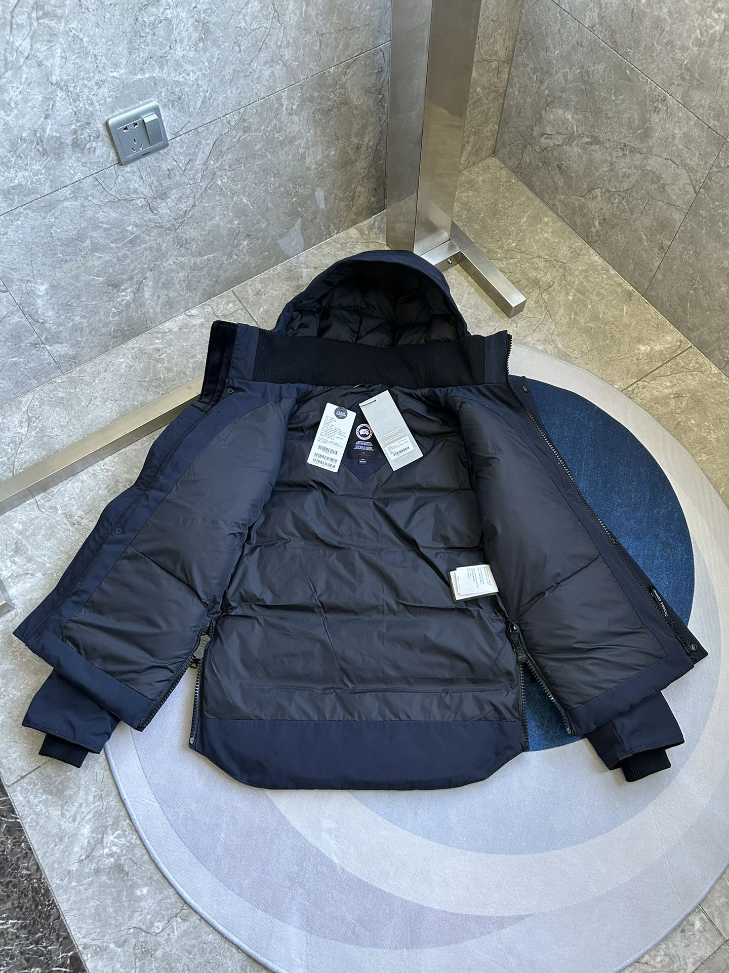 Canada Goose Down Jackets Durable 106678
