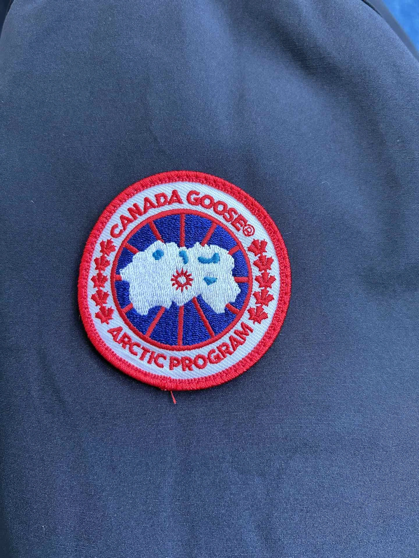 Canada Goose Down Jackets Durable 106678