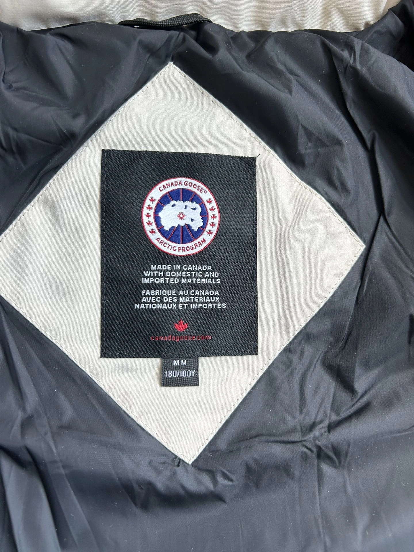 Snug Canada Goose Down Jackets 106625