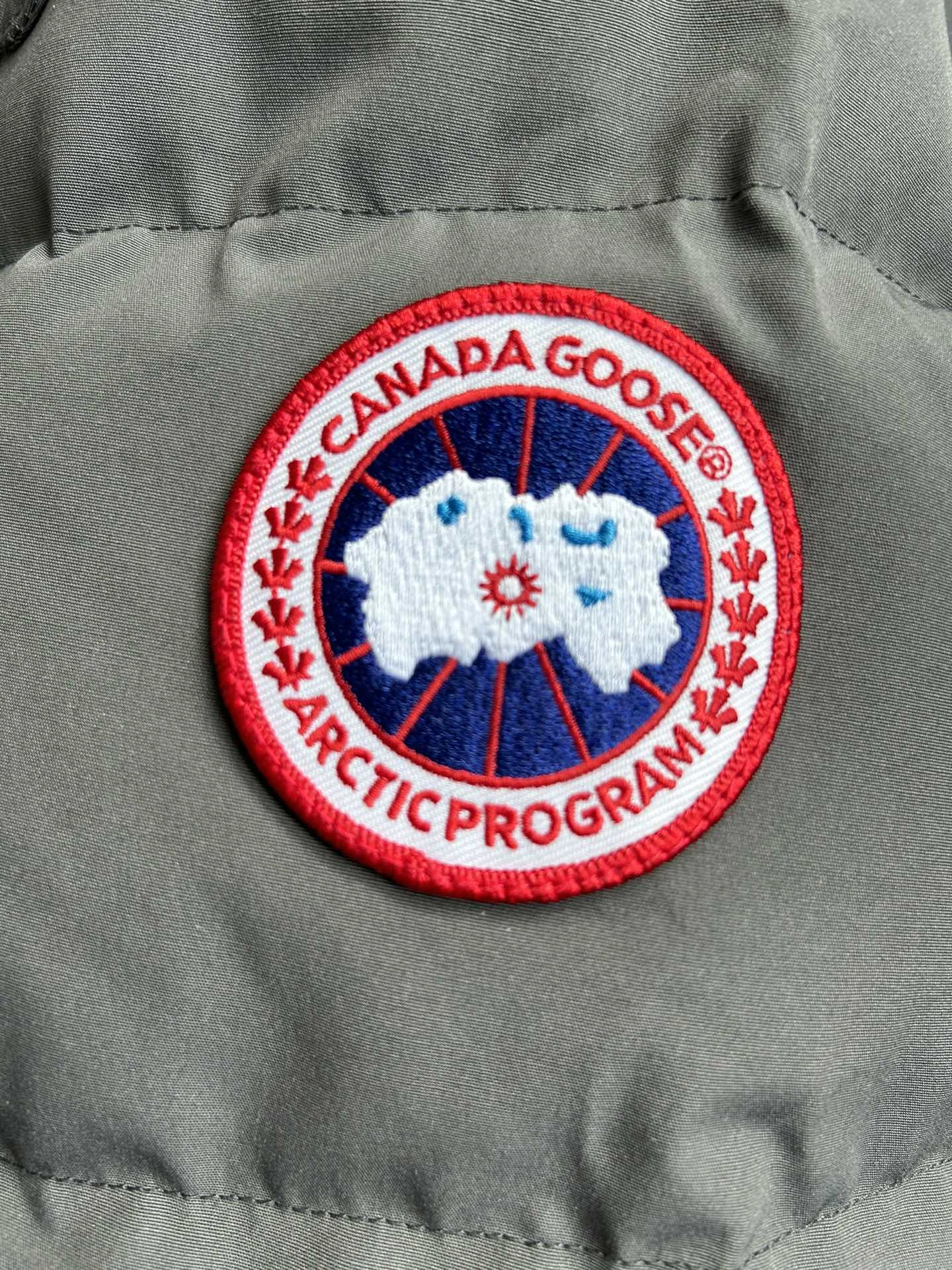 Soft Canada Goose Down Jackets 106624