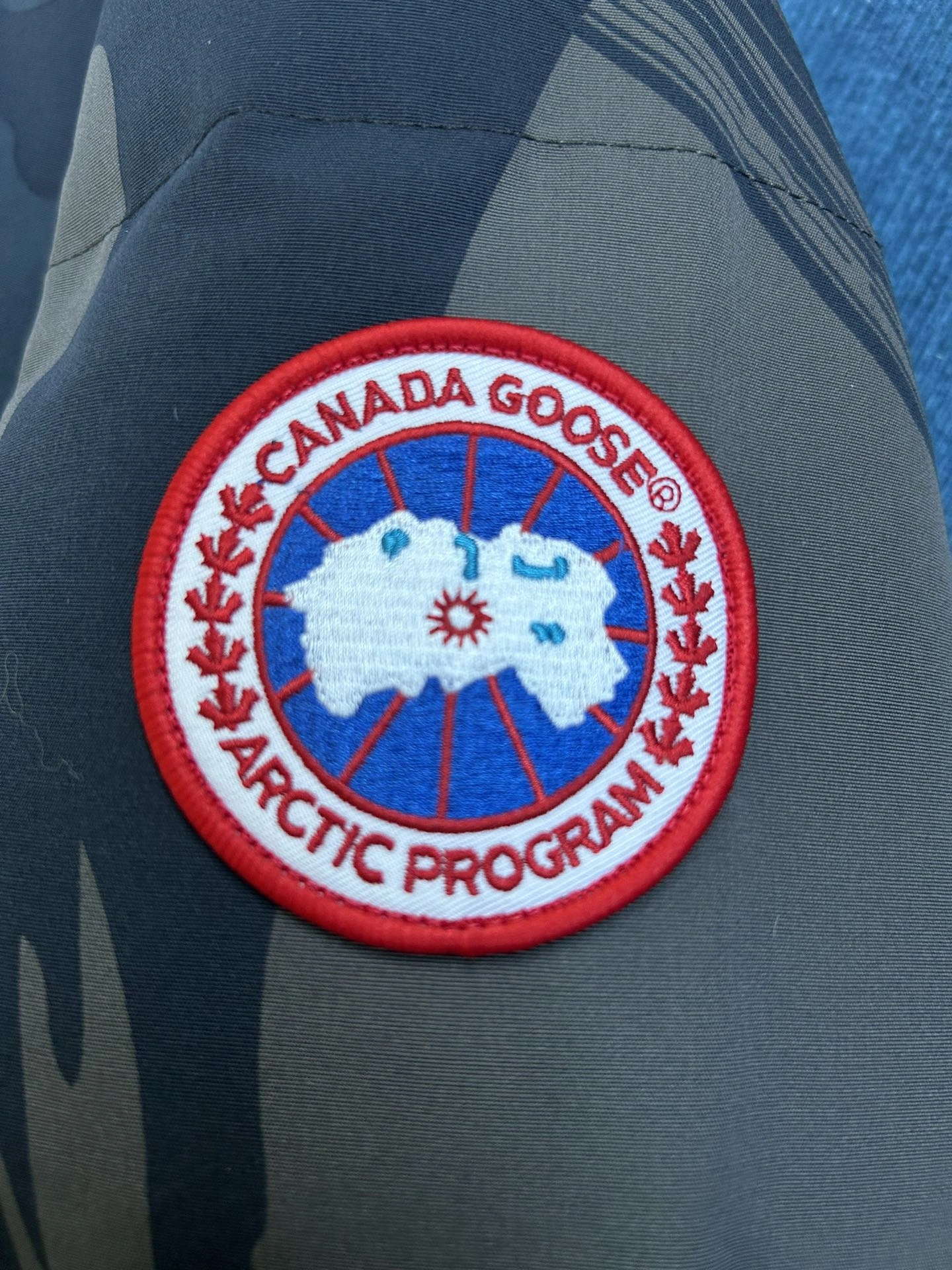 Canada Goose Down Jackets WaterResistant 106615