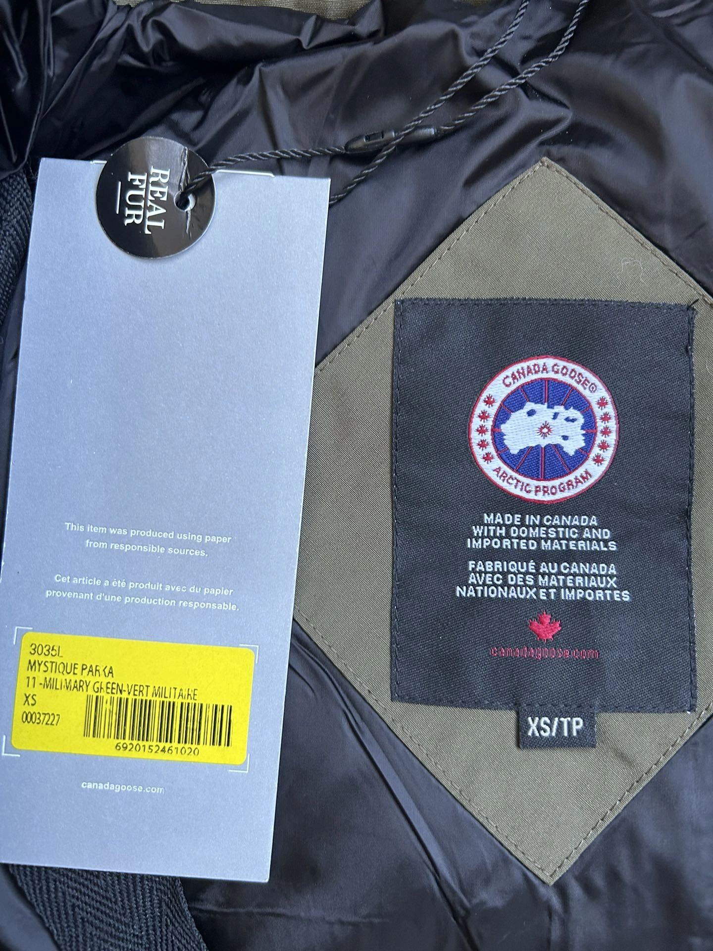 Chic Canada Goose Down Jackets 106610