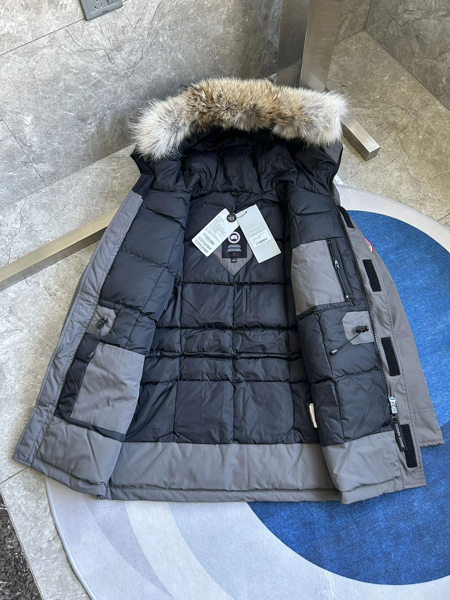 Canada Goose Down Jackets MultiPurpose 106643