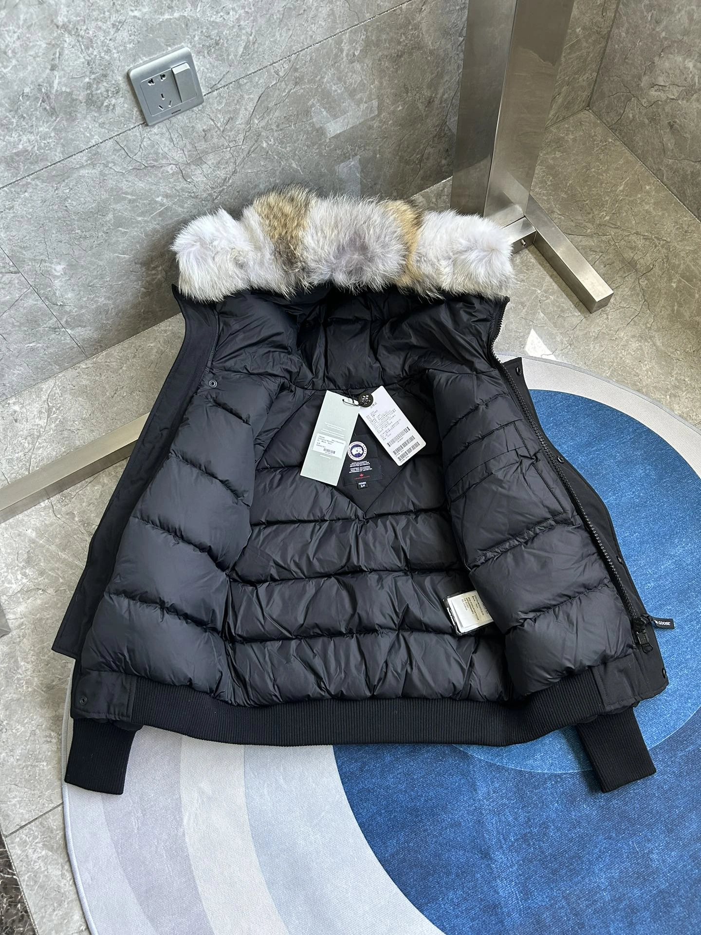 Canada Goose Down Jackets UrbanChic 106198