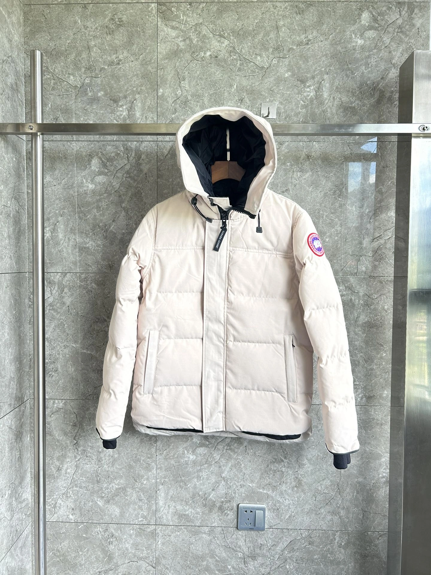 Practical Canada Goose Down Jackets 106600