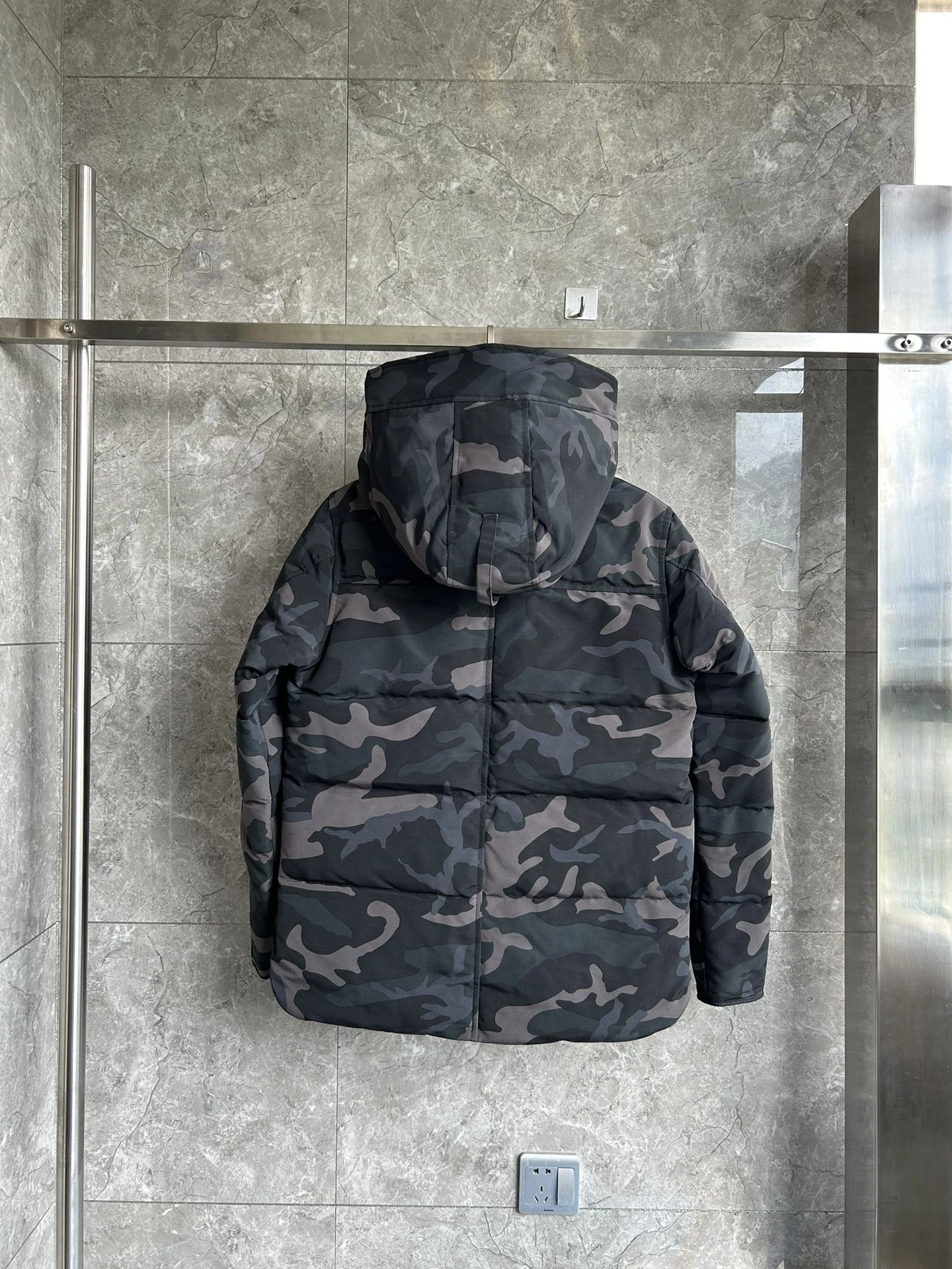 Canada Goose Down Jackets Modern 106599
