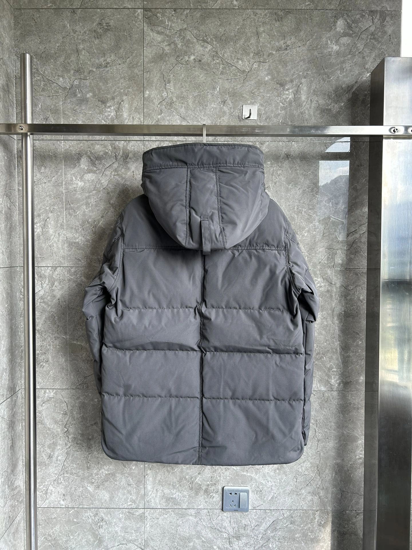 Canada Goose Down Jackets Fashionable 106598