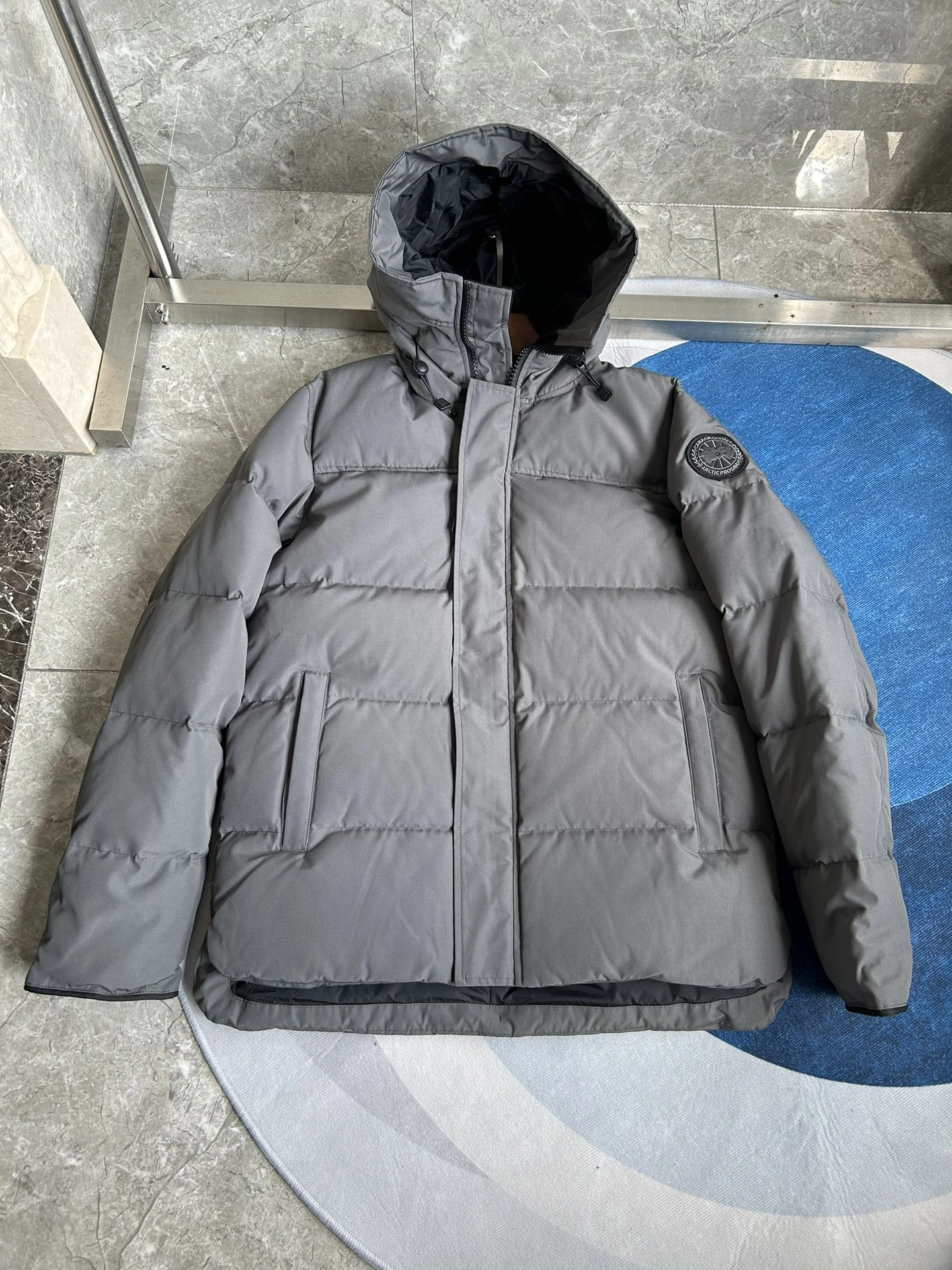 Canada Goose Down Jackets Fashionable 106598