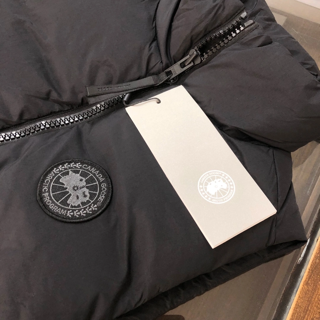 SmoothTexture Canada Goose Down Jackets 106596