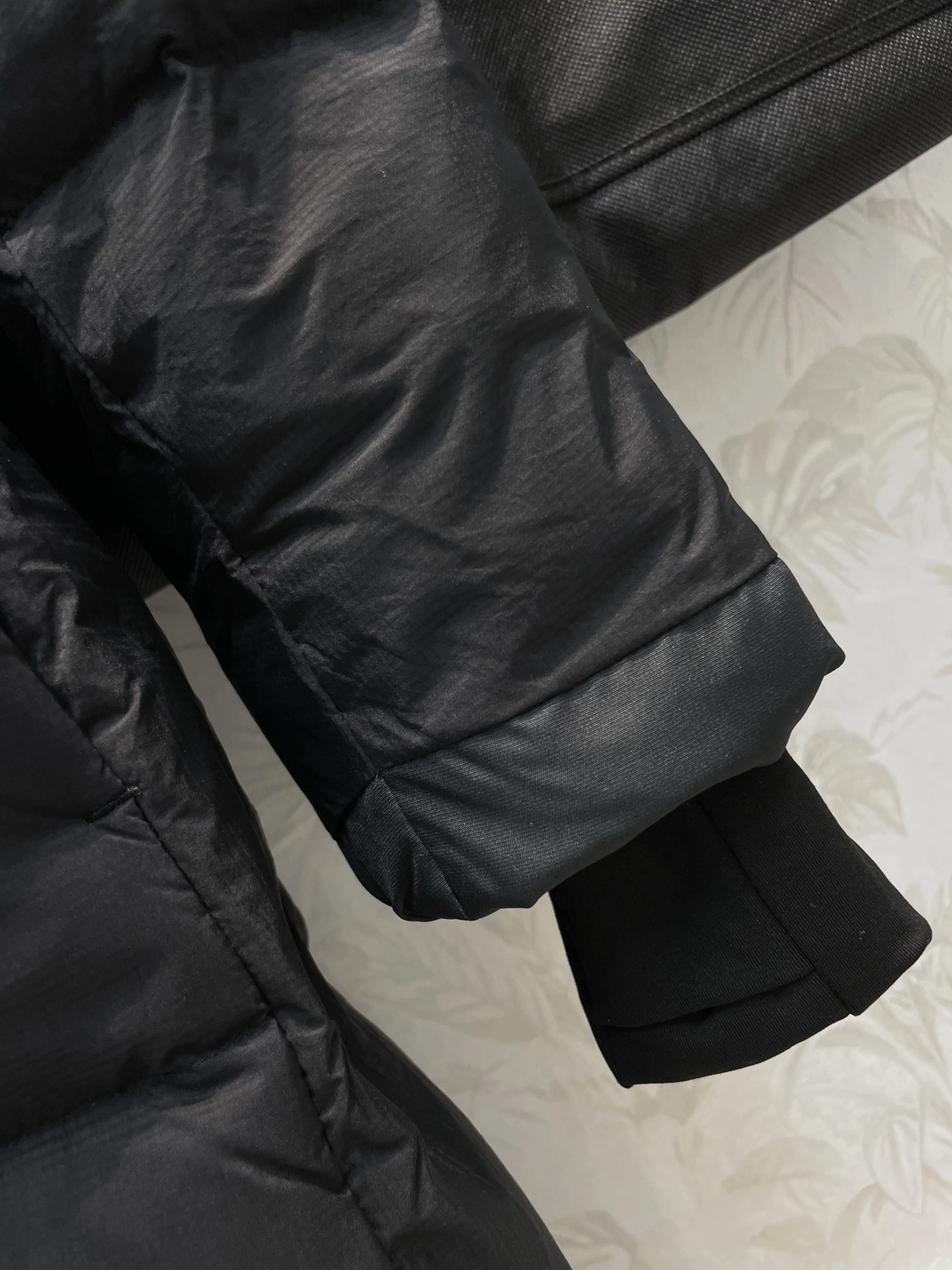 Sustainable Canada Goose Down Jackets 106194