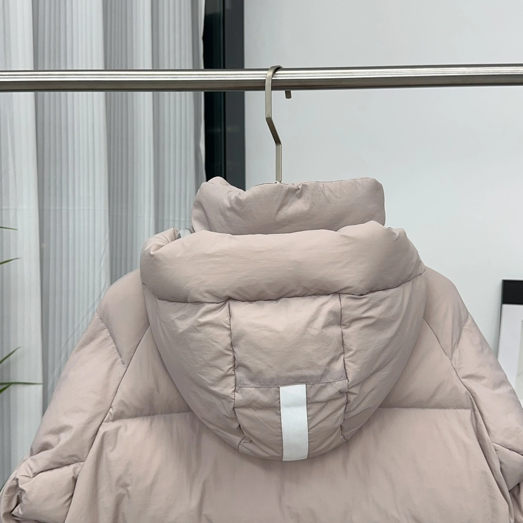 Durable Canada Goose Down Jackets 106576