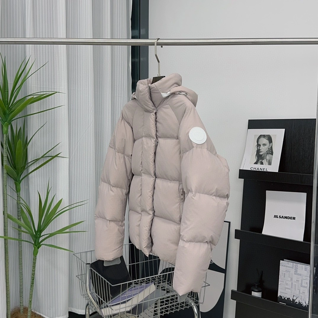 Durable Canada Goose Down Jackets 106576