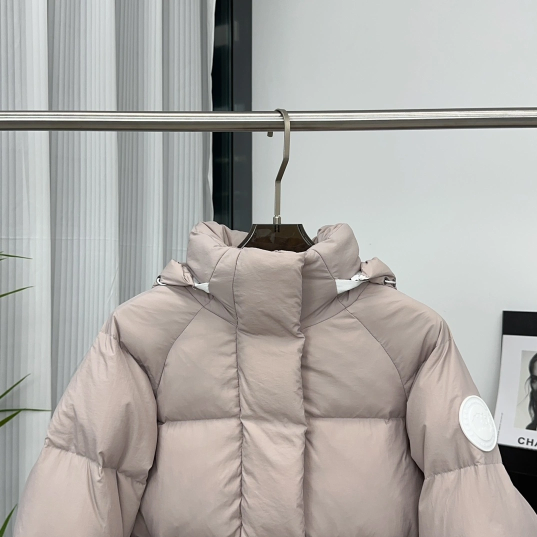 Durable Canada Goose Down Jackets 106576