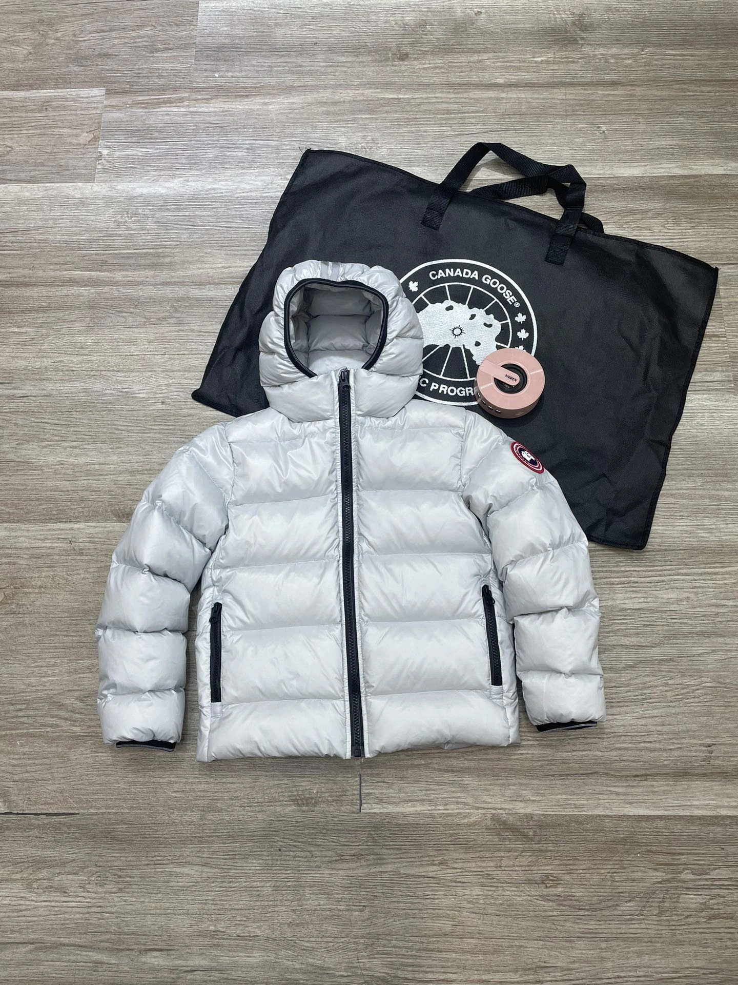 Canada Goose Down Jackets EasyMatch 106570