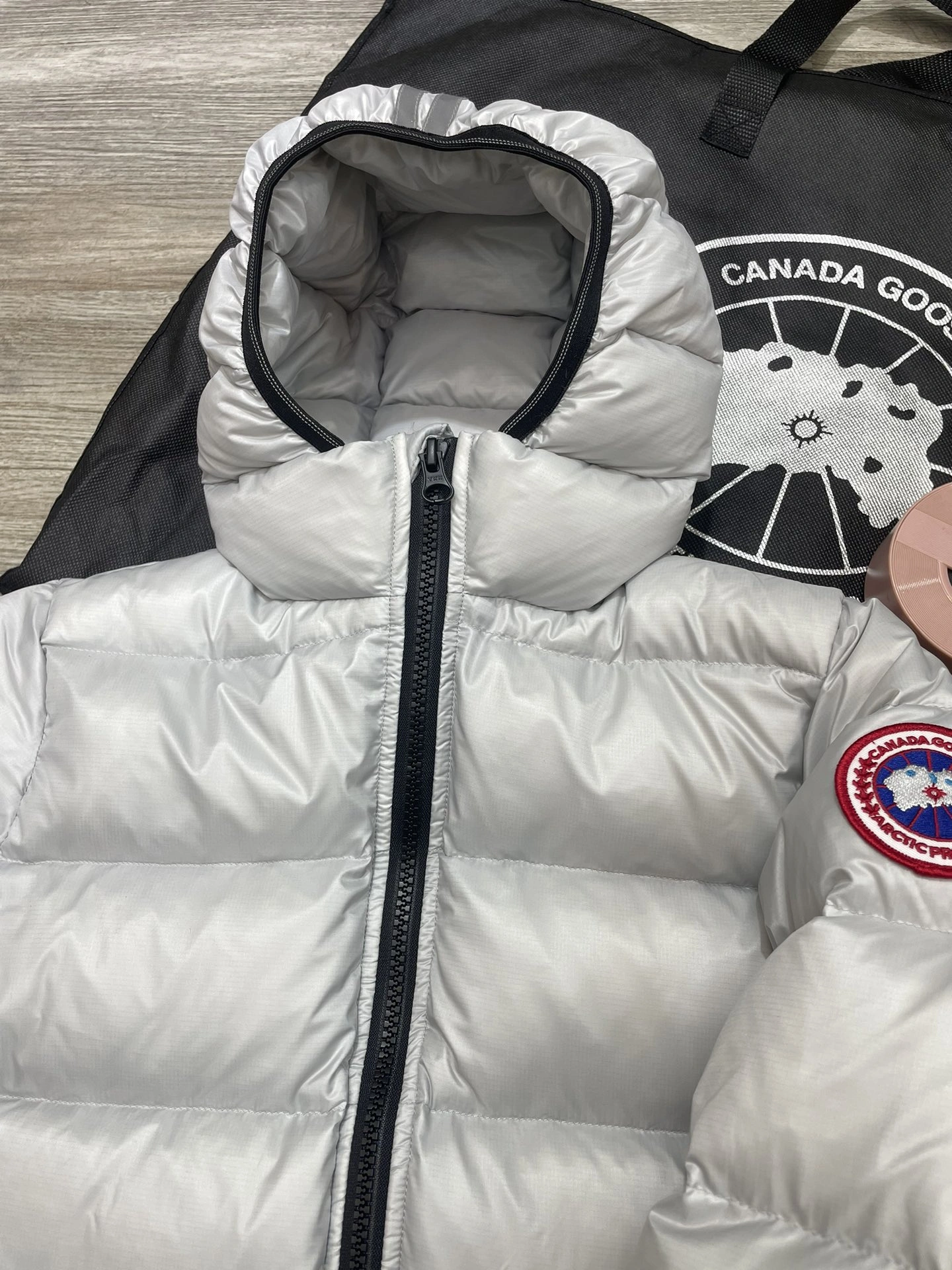 Canada Goose Down Jackets EasyMatch 106570