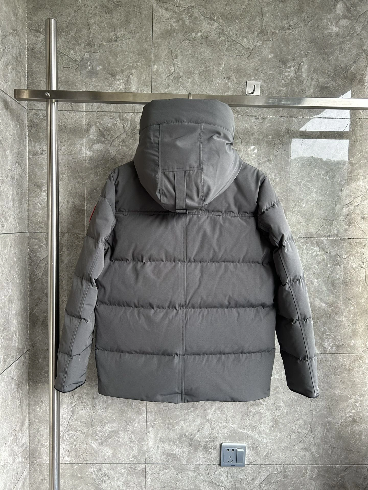 Canada Goose Down Jackets Classic 106636