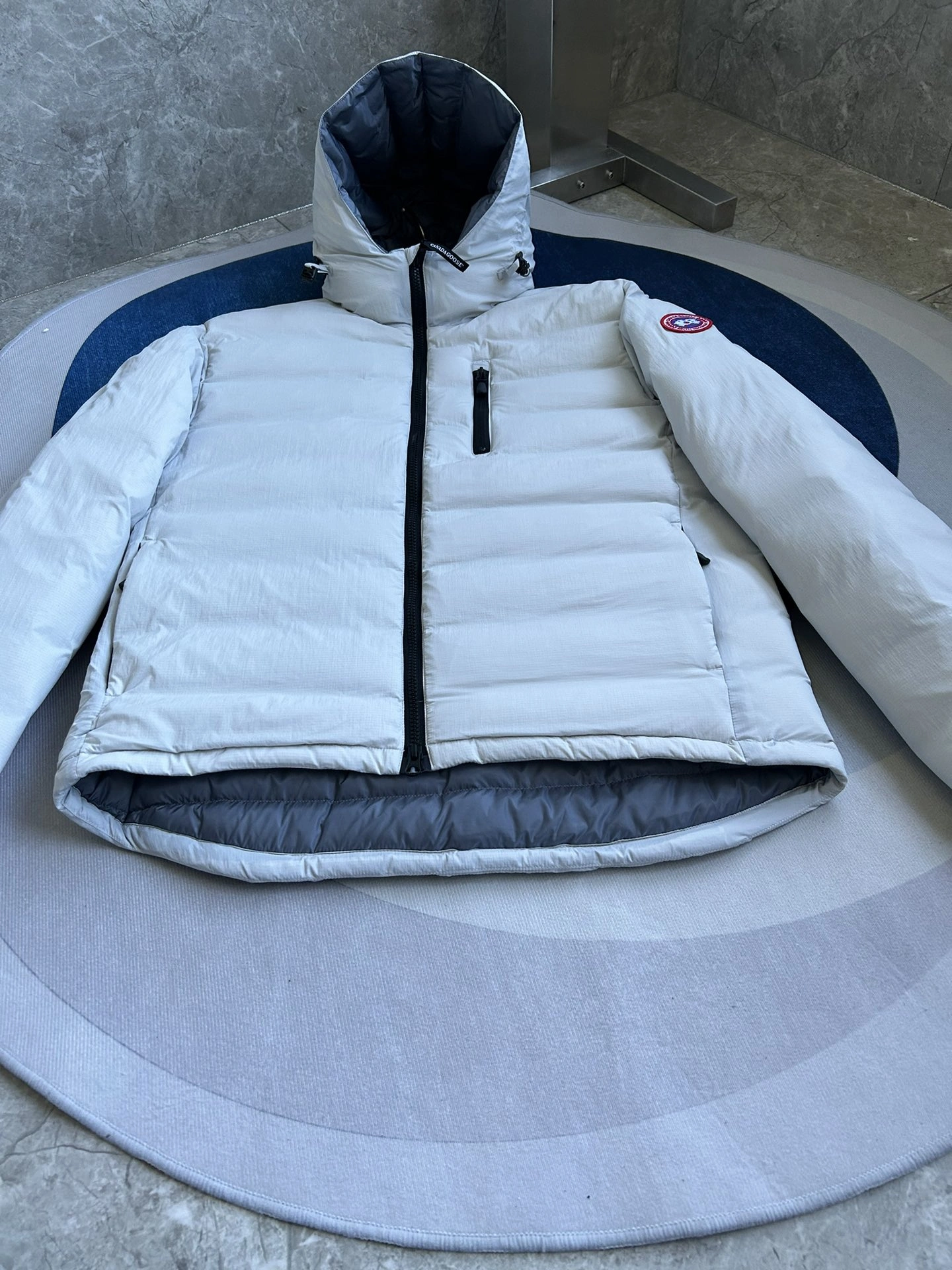 Canada Goose Down Jackets ModernLook 106590