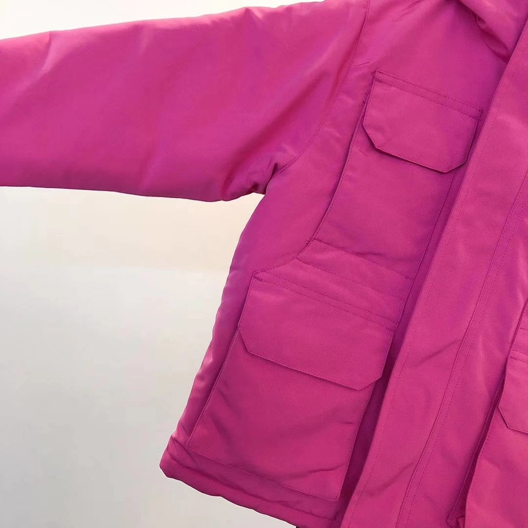 Canada Goose Down Jackets Fashionable 106588