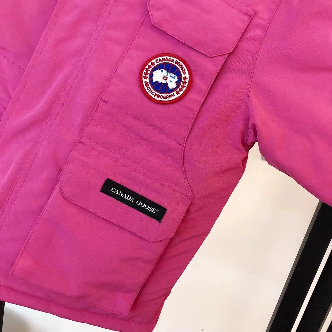 Canada Goose Down Jackets Fashionable 106588
