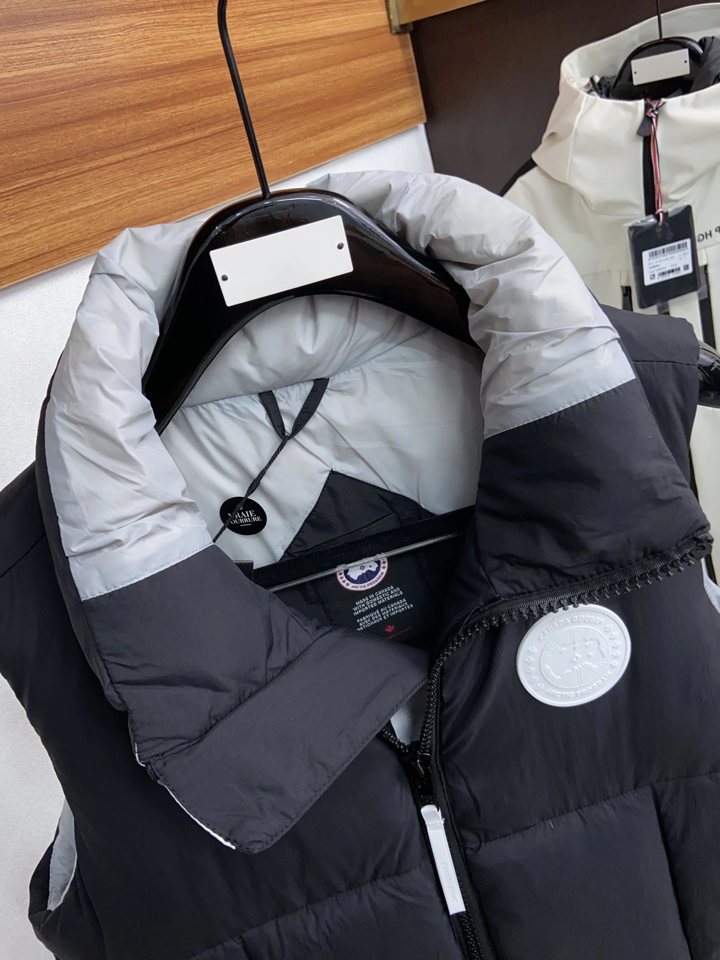Canada Goose Down Jackets Stretchable 106553
