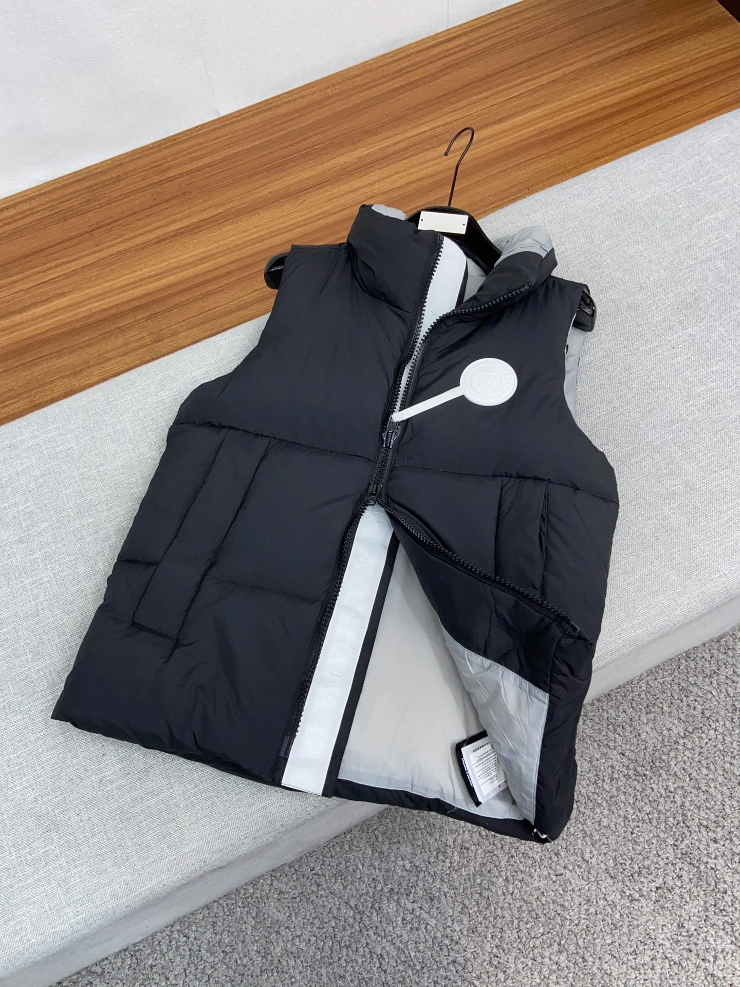 Canada Goose Down Jackets Stretchable 106553