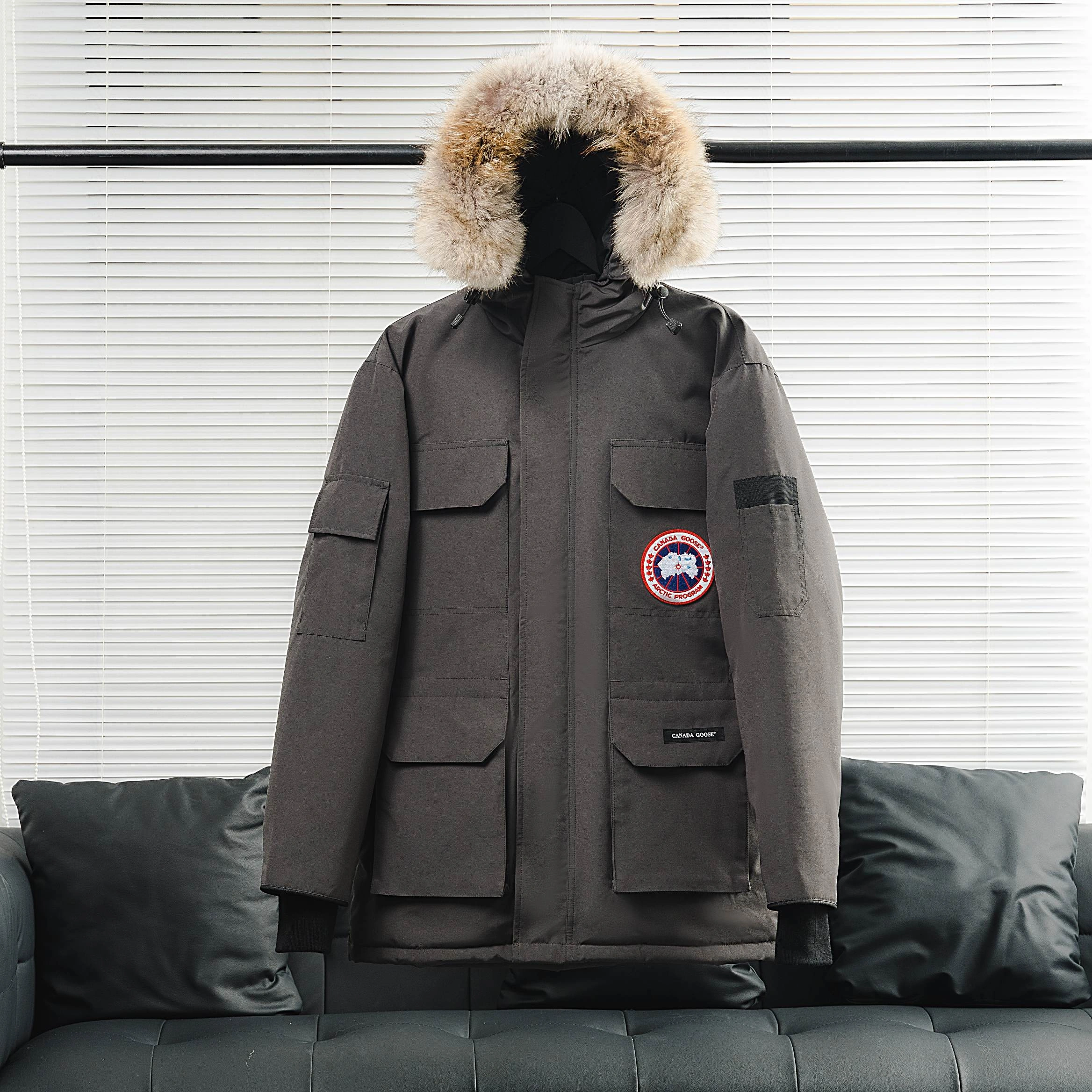Canada Goose Down Jackets FreshLook 106546