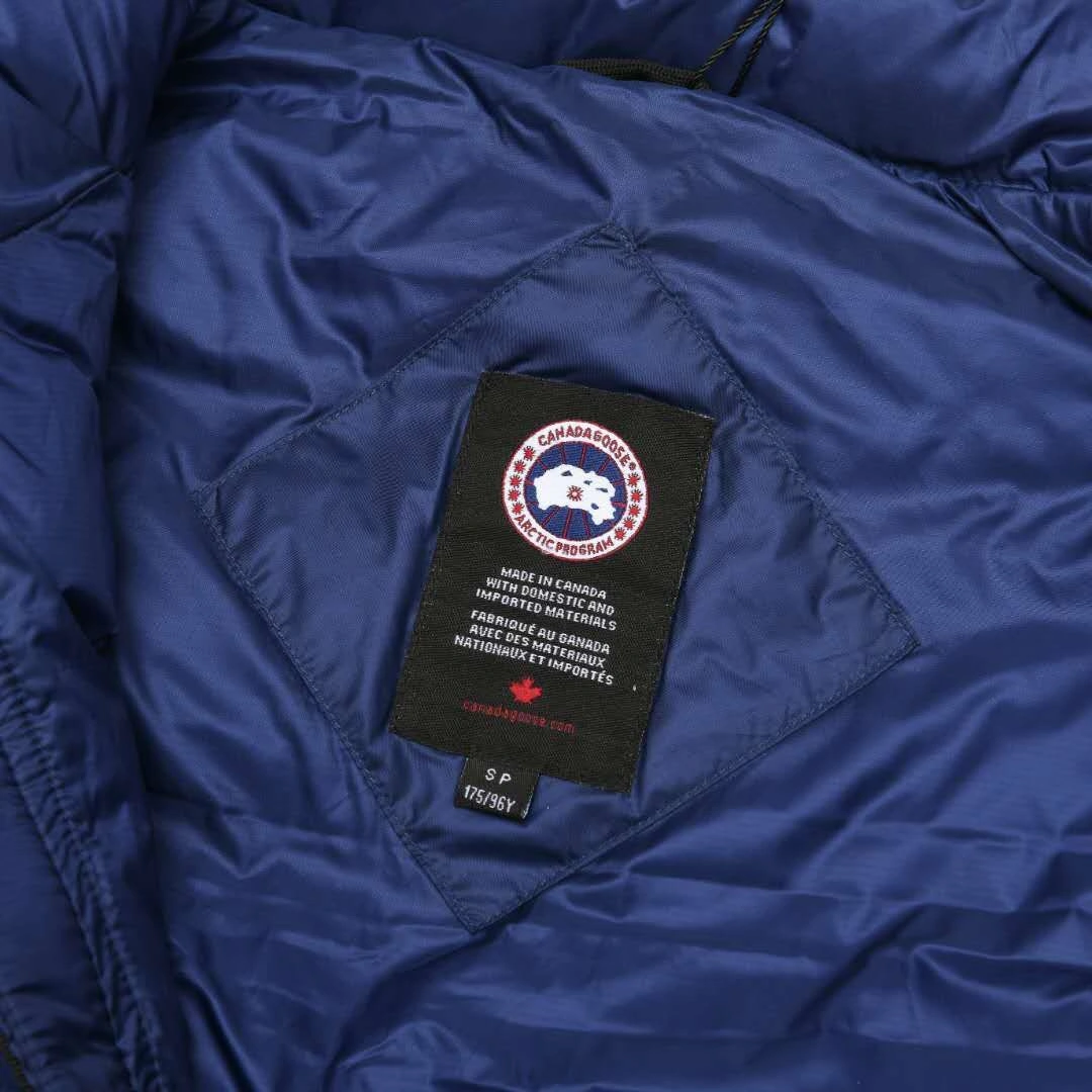 Canada Goose Down Jackets Sustainable 106510