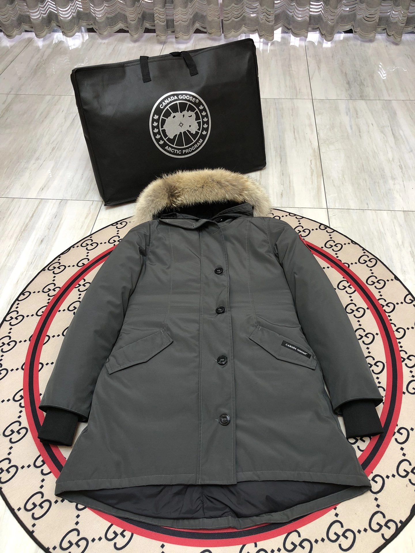 Snug Canada Goose Down Jackets 106490