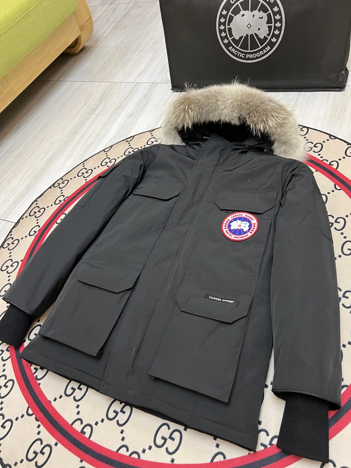 Durable Canada Goose Down Jackets 106479