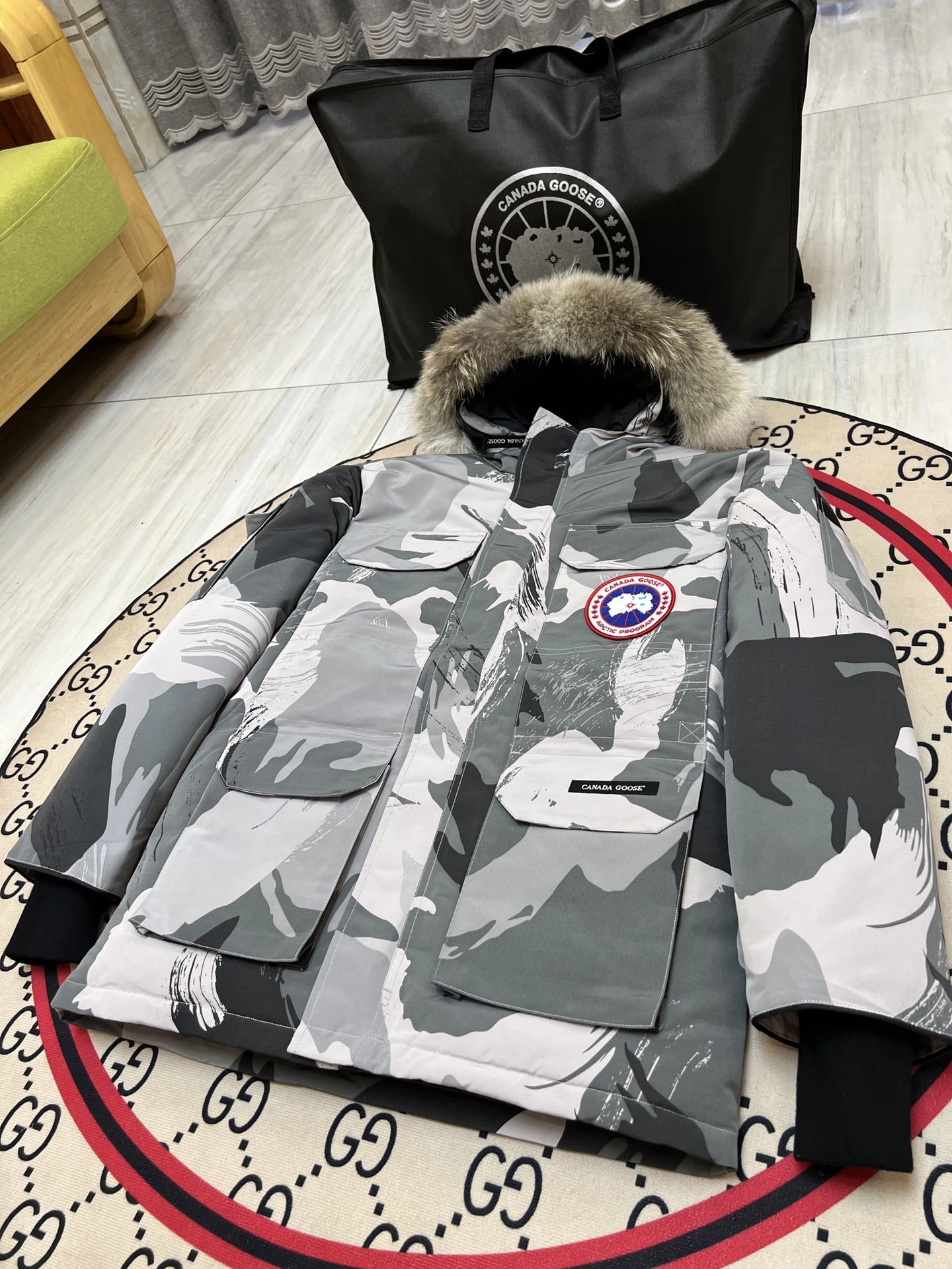 Durable Canada Goose Down Jackets 106477