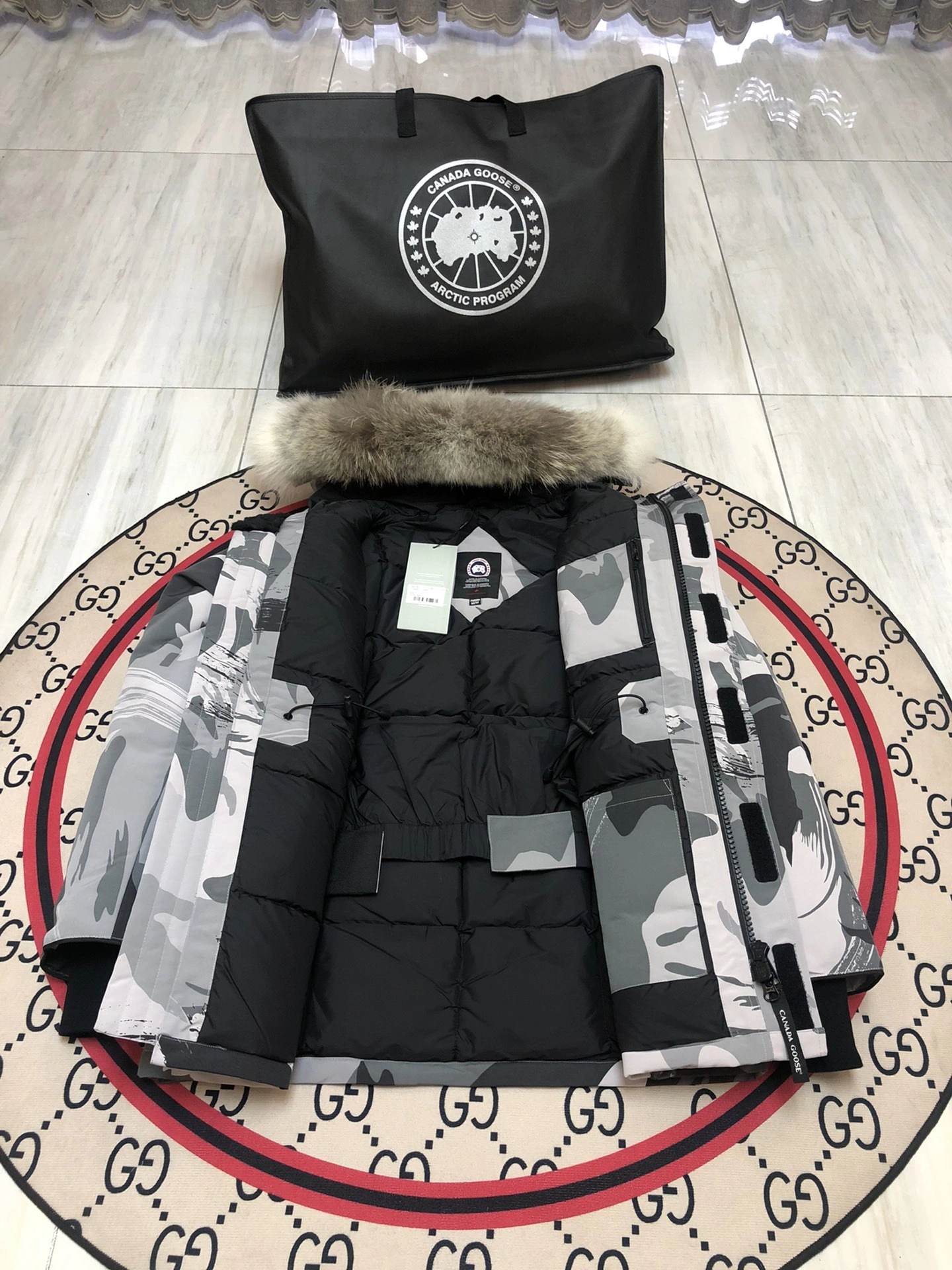 Durable Canada Goose Down Jackets 106477