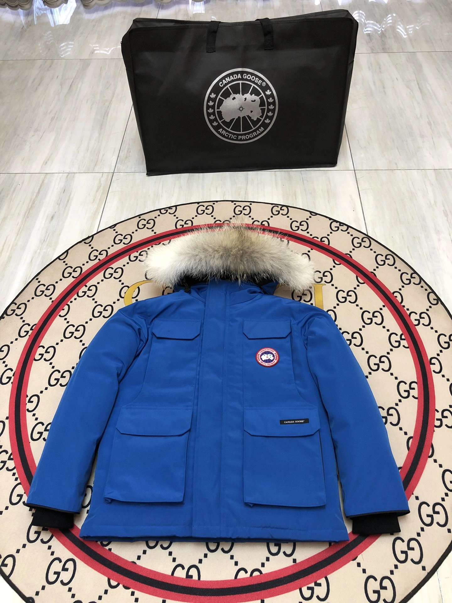 Canada Goose Down Jackets Classic 106470