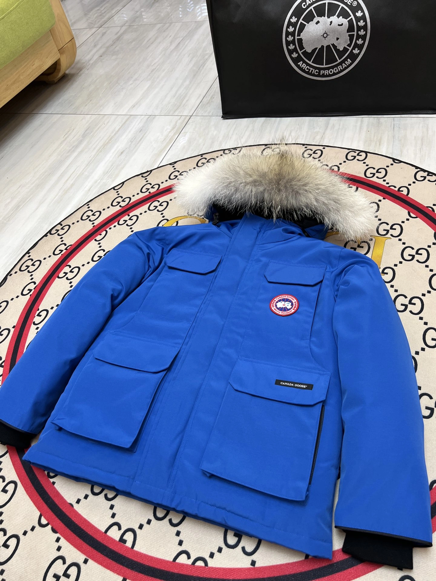 Canada Goose Down Jackets Classic 106470
