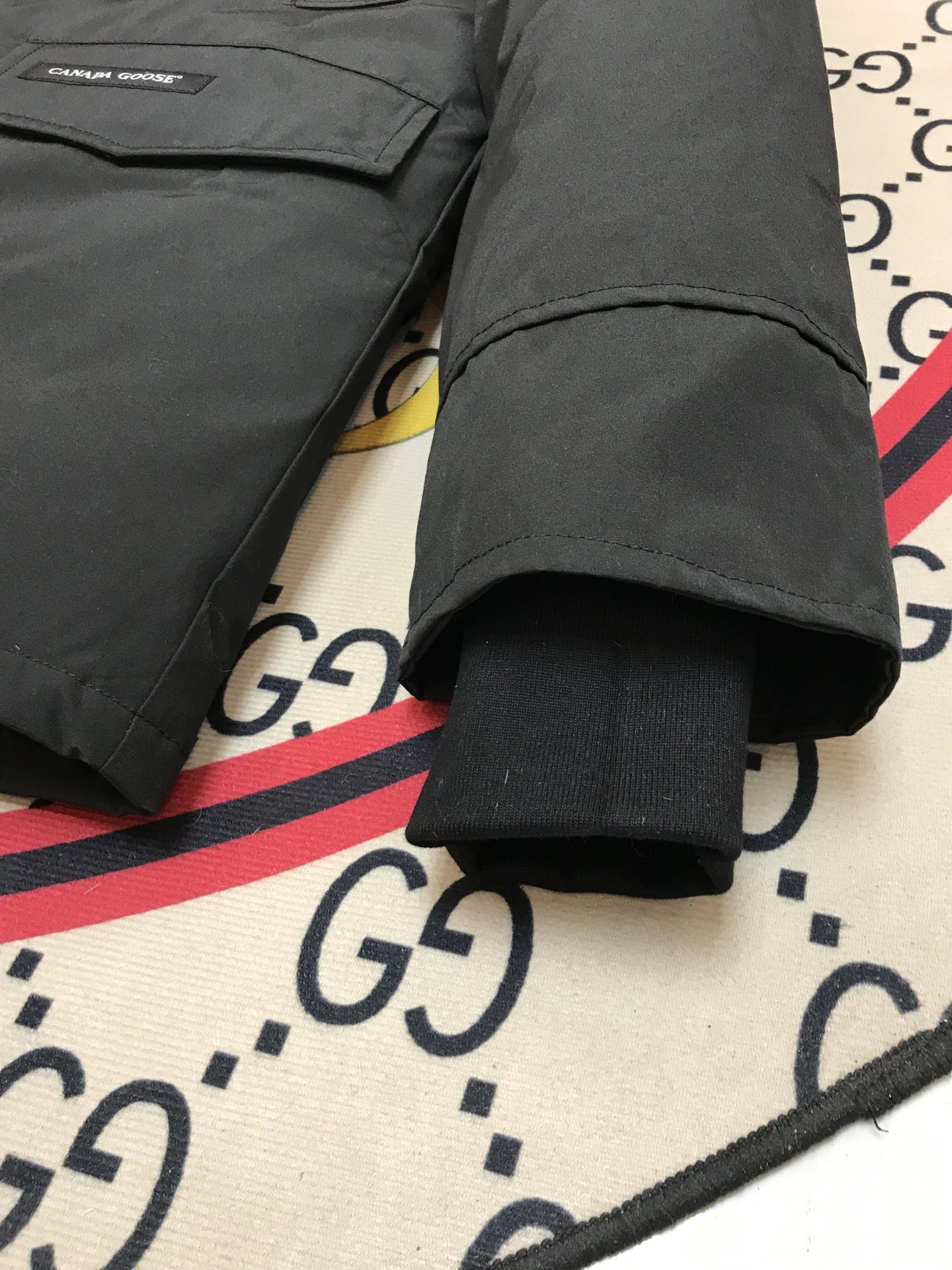 Canada Goose Down Jackets Breathable 106451