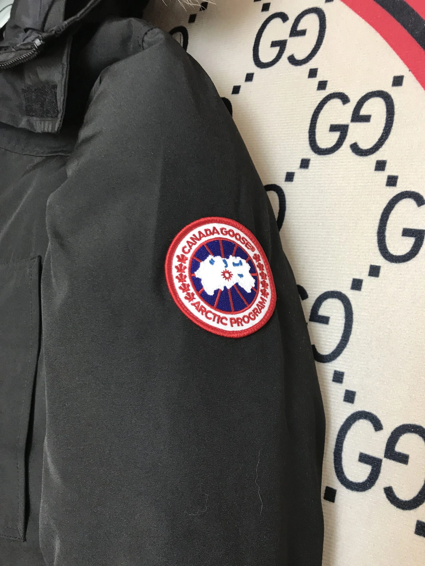 Canada Goose Down Jackets Breathable 106451