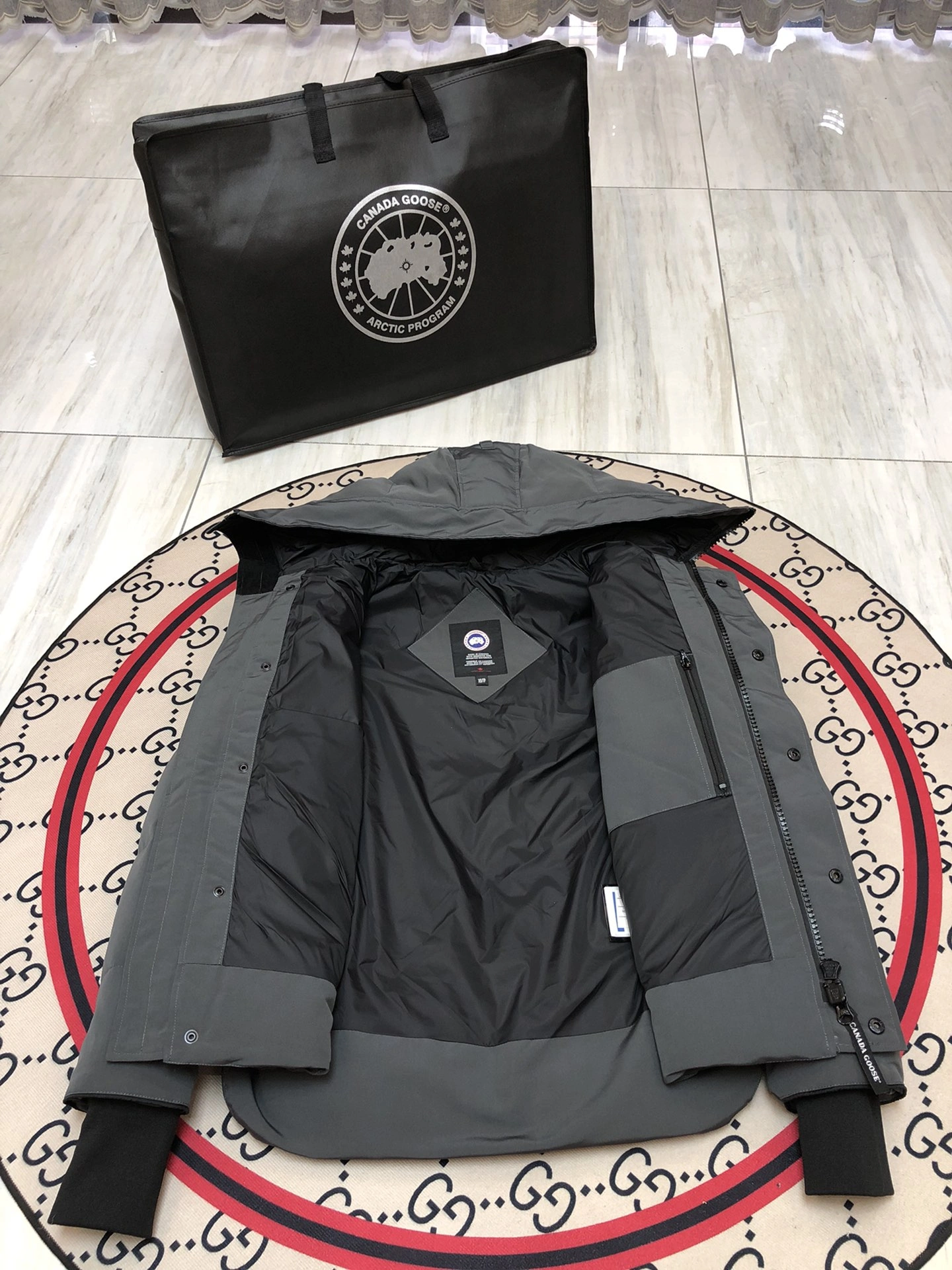 Canada Goose Down Jackets Sporty 106499