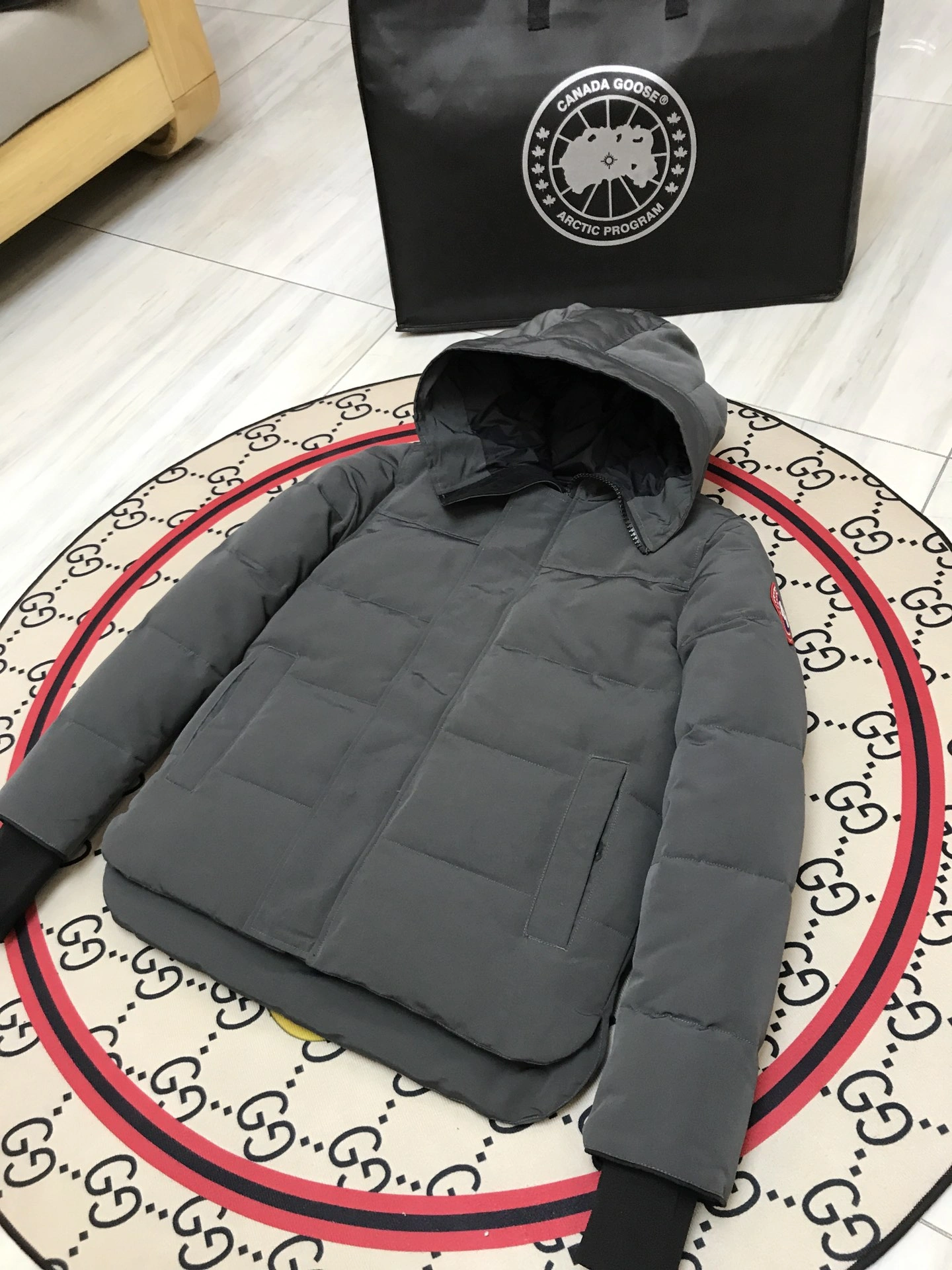 Canada Goose Down Jackets Sporty 106499