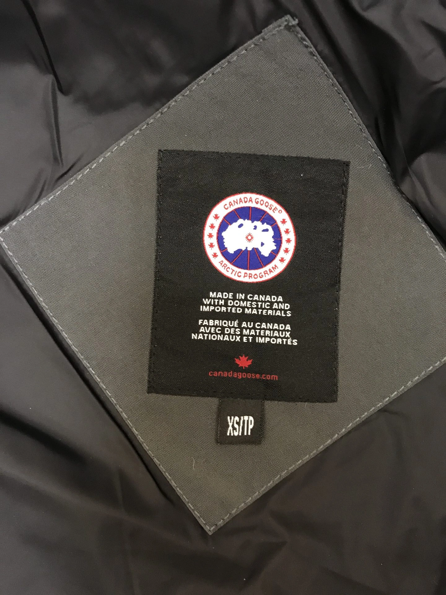 Canada Goose Down Jackets Sporty 106499