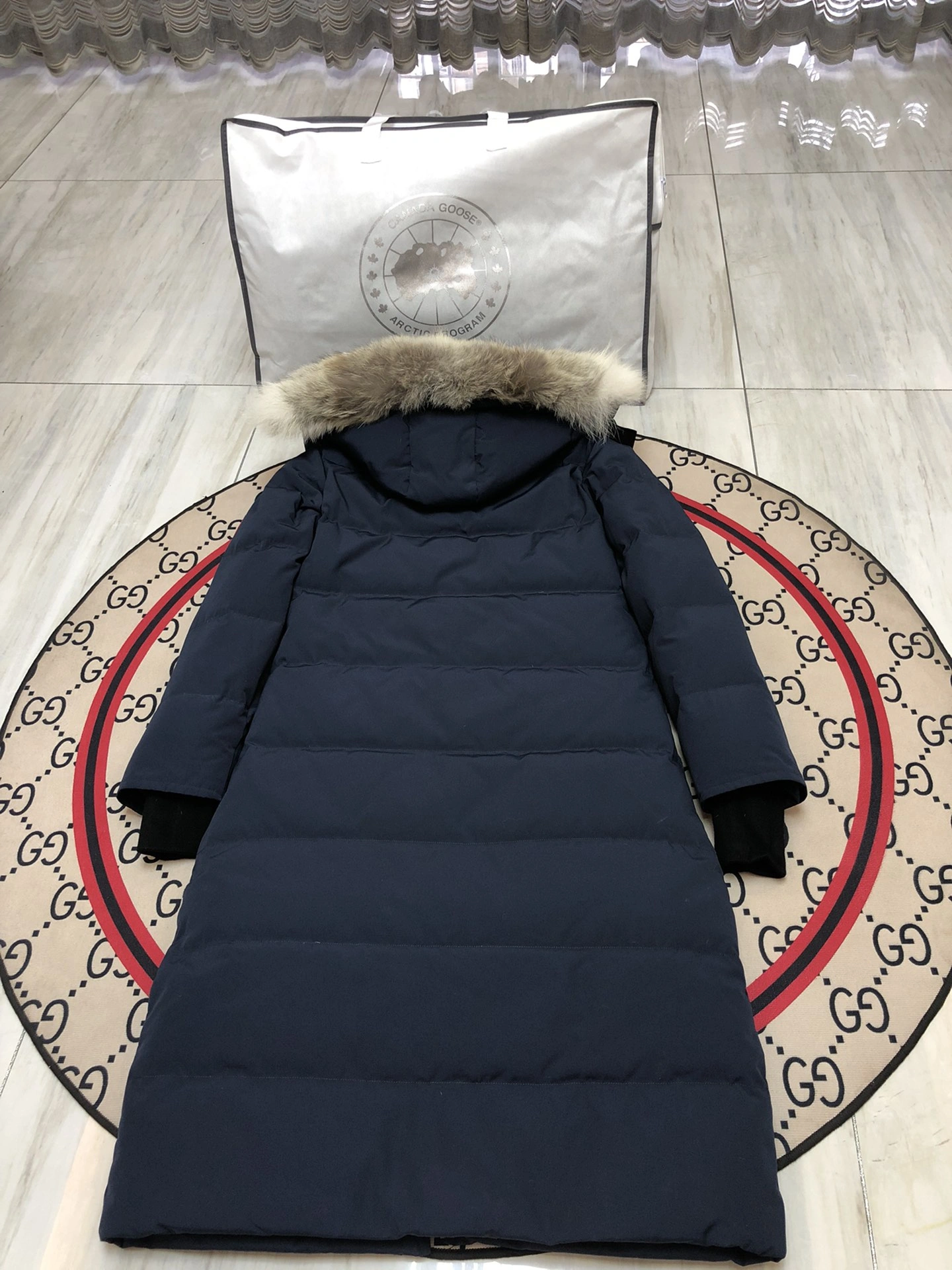 Canada Goose Down Jackets Bold 106447