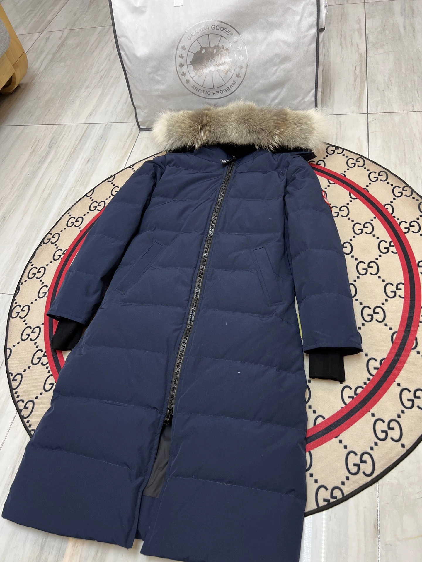 Canada Goose Down Jackets Bold 106447