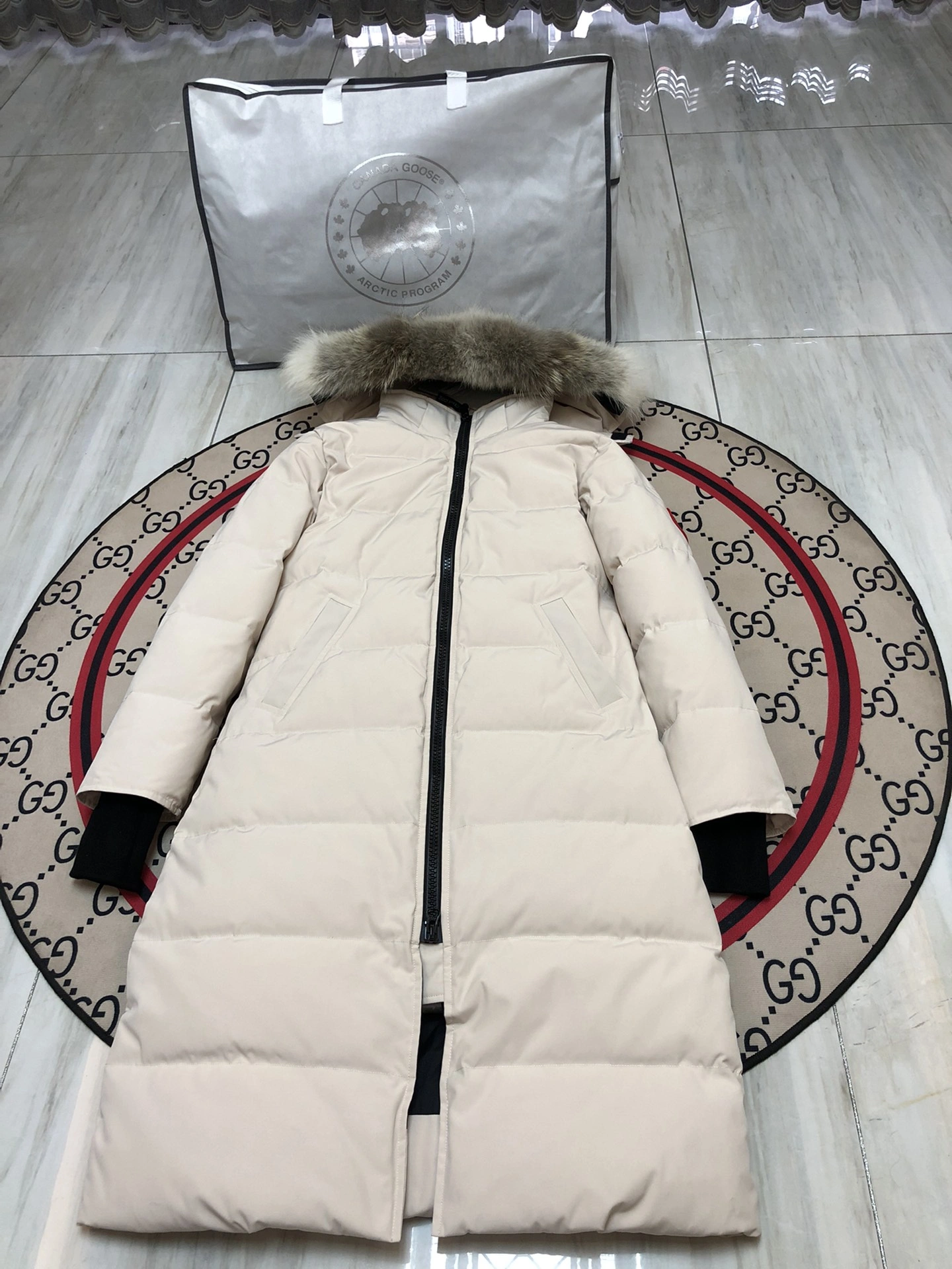 WaterResistant Canada Goose Down Jackets 106441