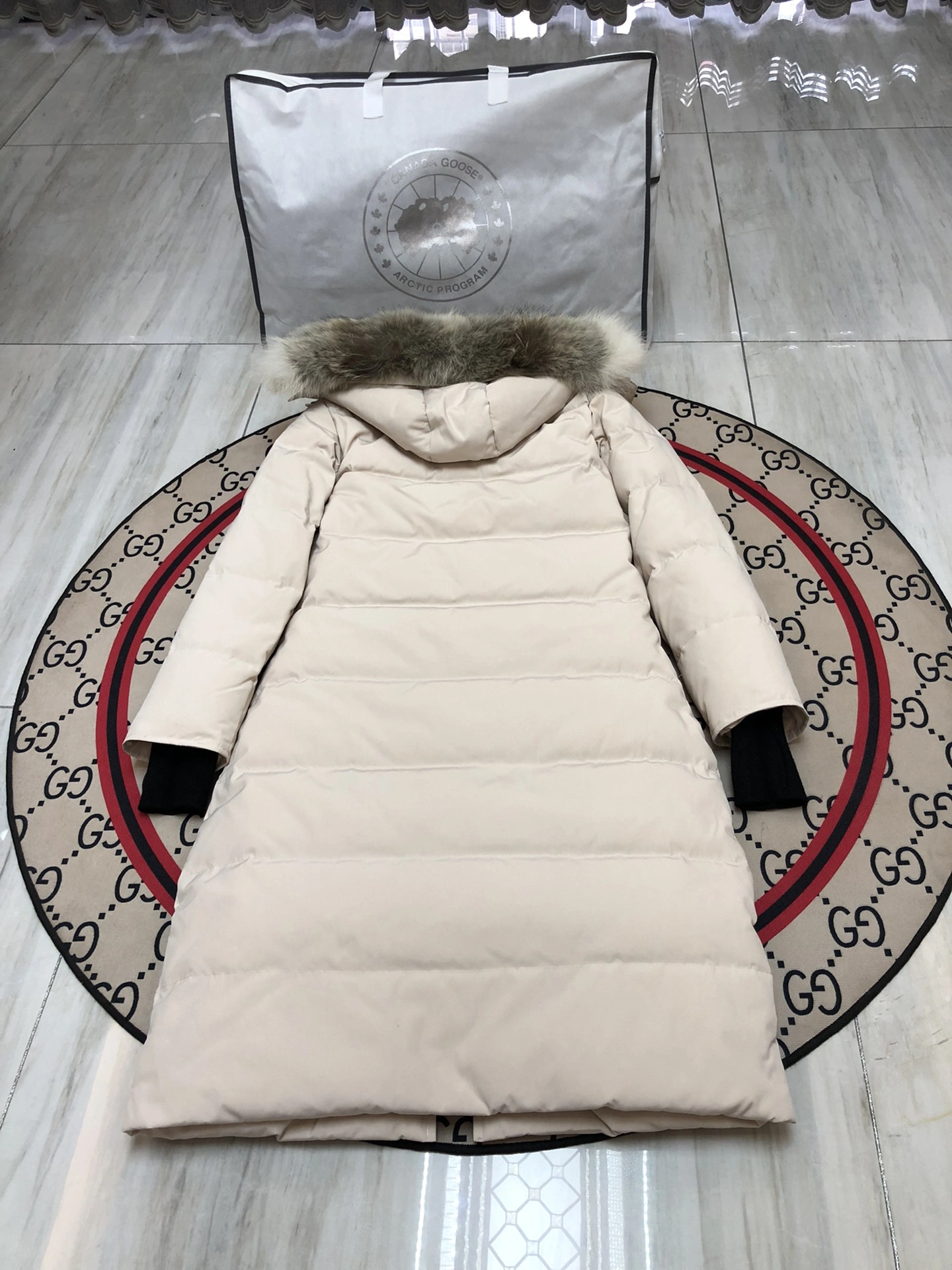 WaterResistant Canada Goose Down Jackets 106441