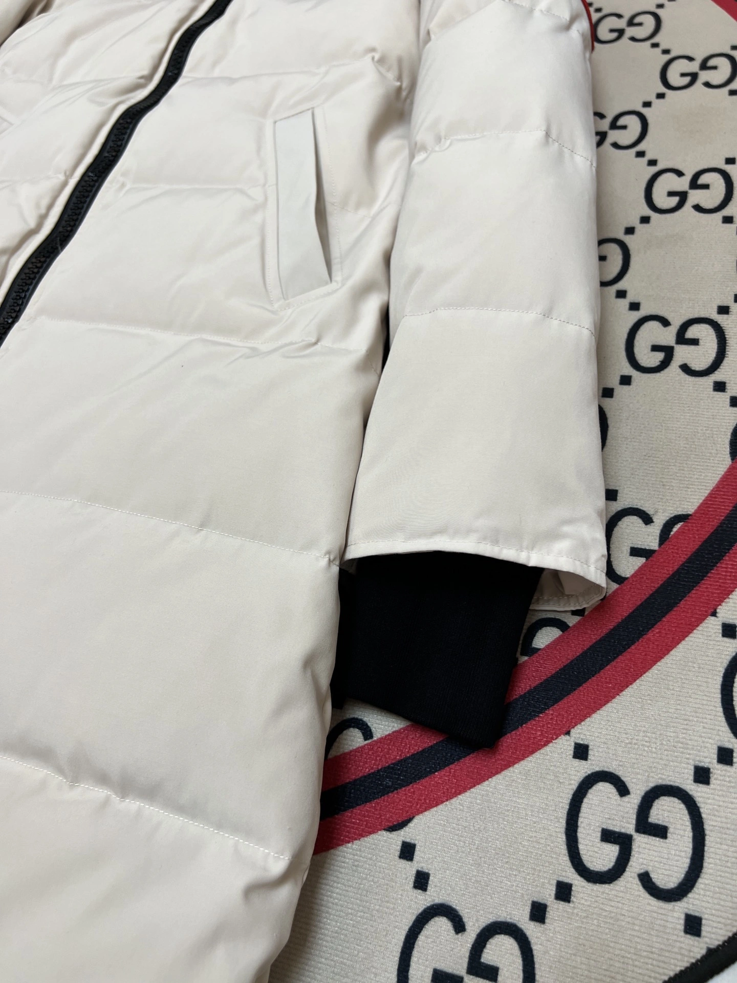 WaterResistant Canada Goose Down Jackets 106441