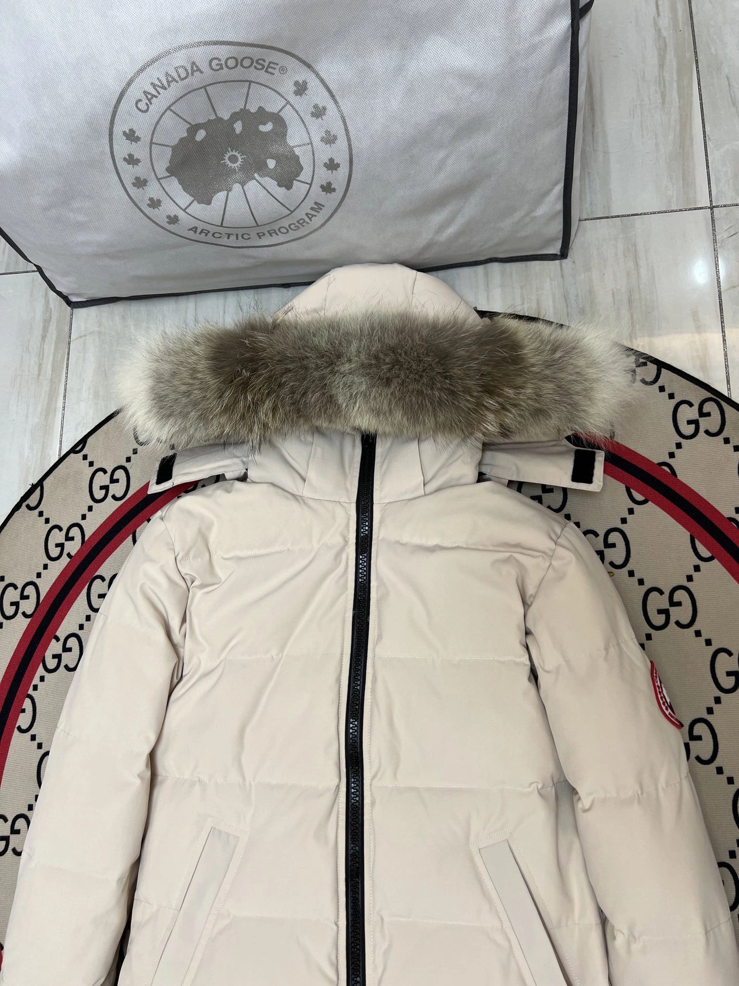 WaterResistant Canada Goose Down Jackets 106441