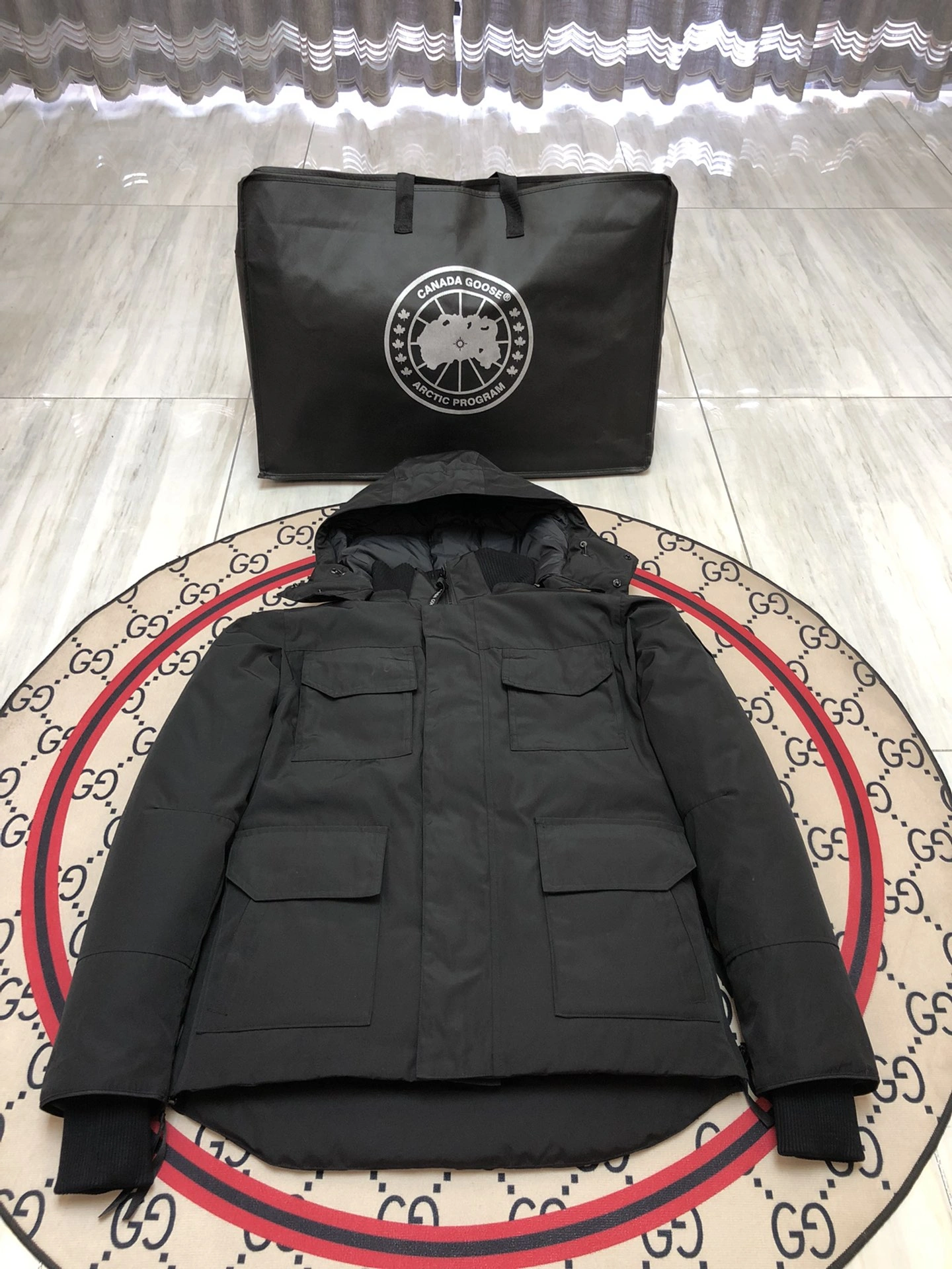 Canada Goose Down Jackets Neat 106443